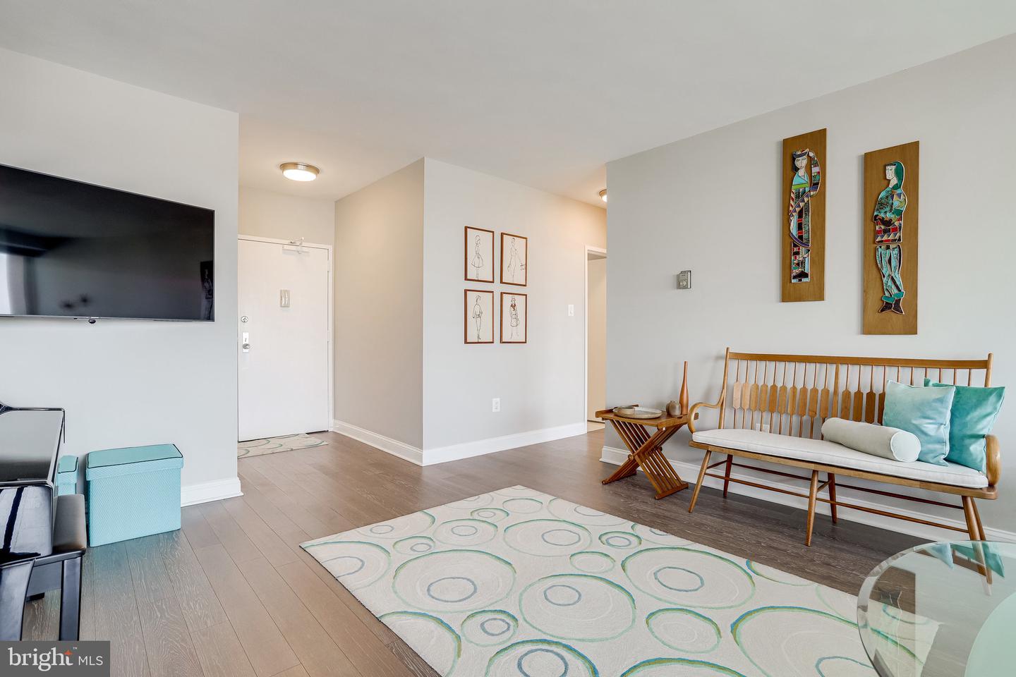 4141 N Henderson Road Unit: 1016