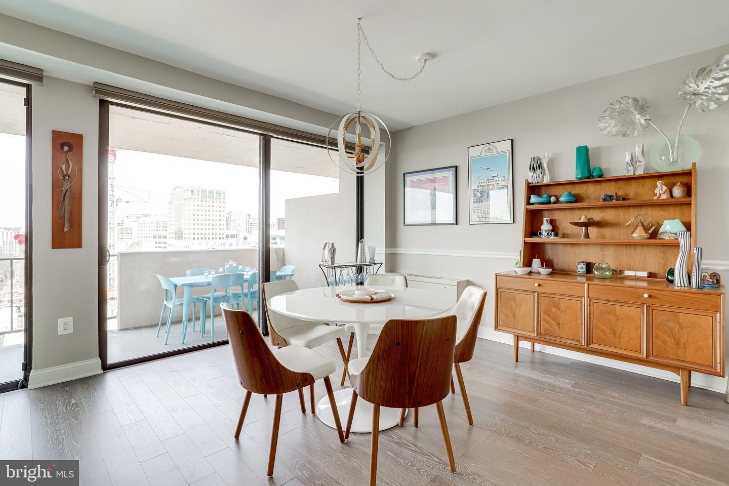 4141 N Henderson Road Unit: 1016