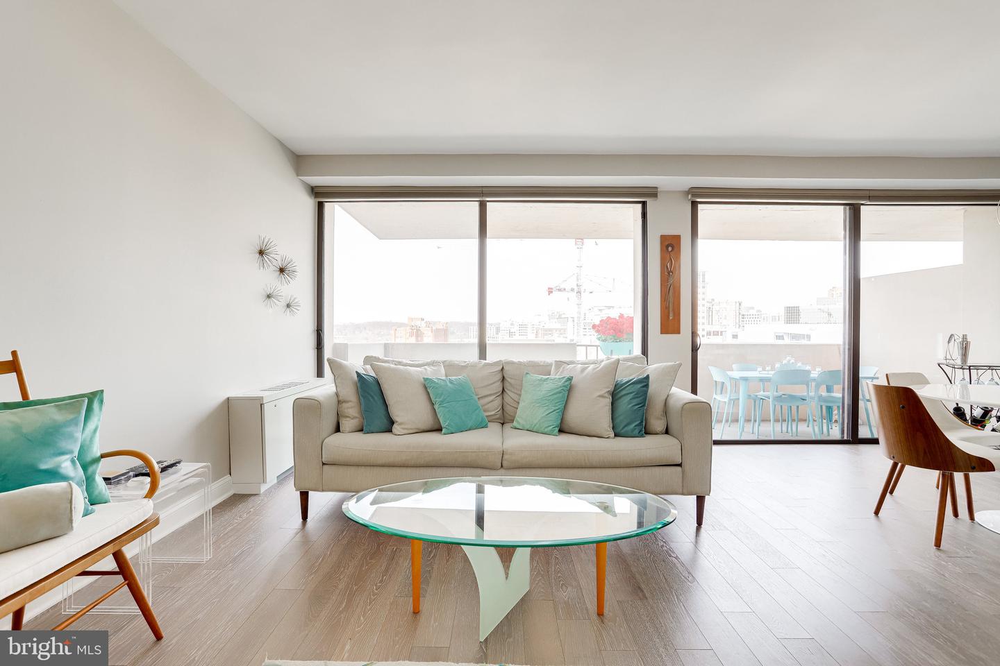 4141 N Henderson Road Unit: 1016