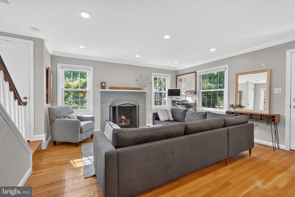 312 LINCOLN AVENUE