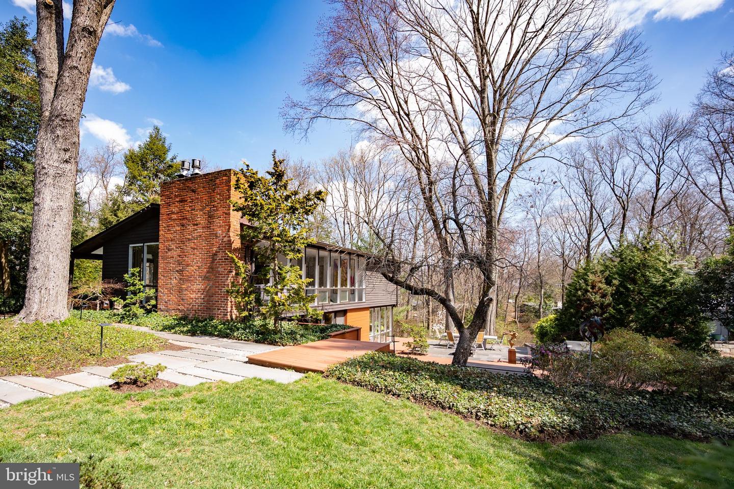2108 Popkins Ln