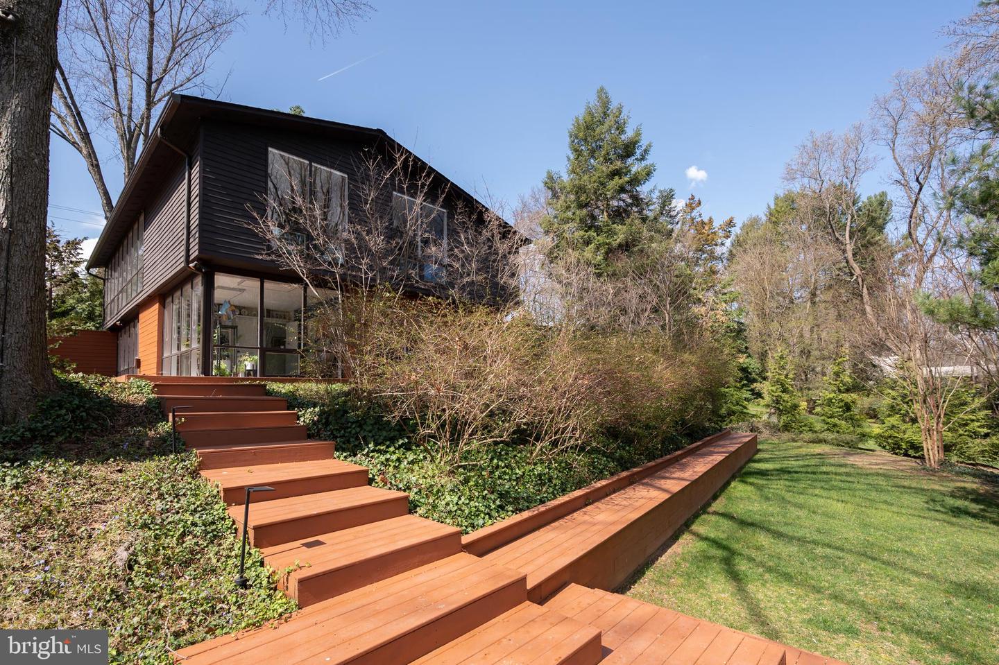 2108 Popkins Ln