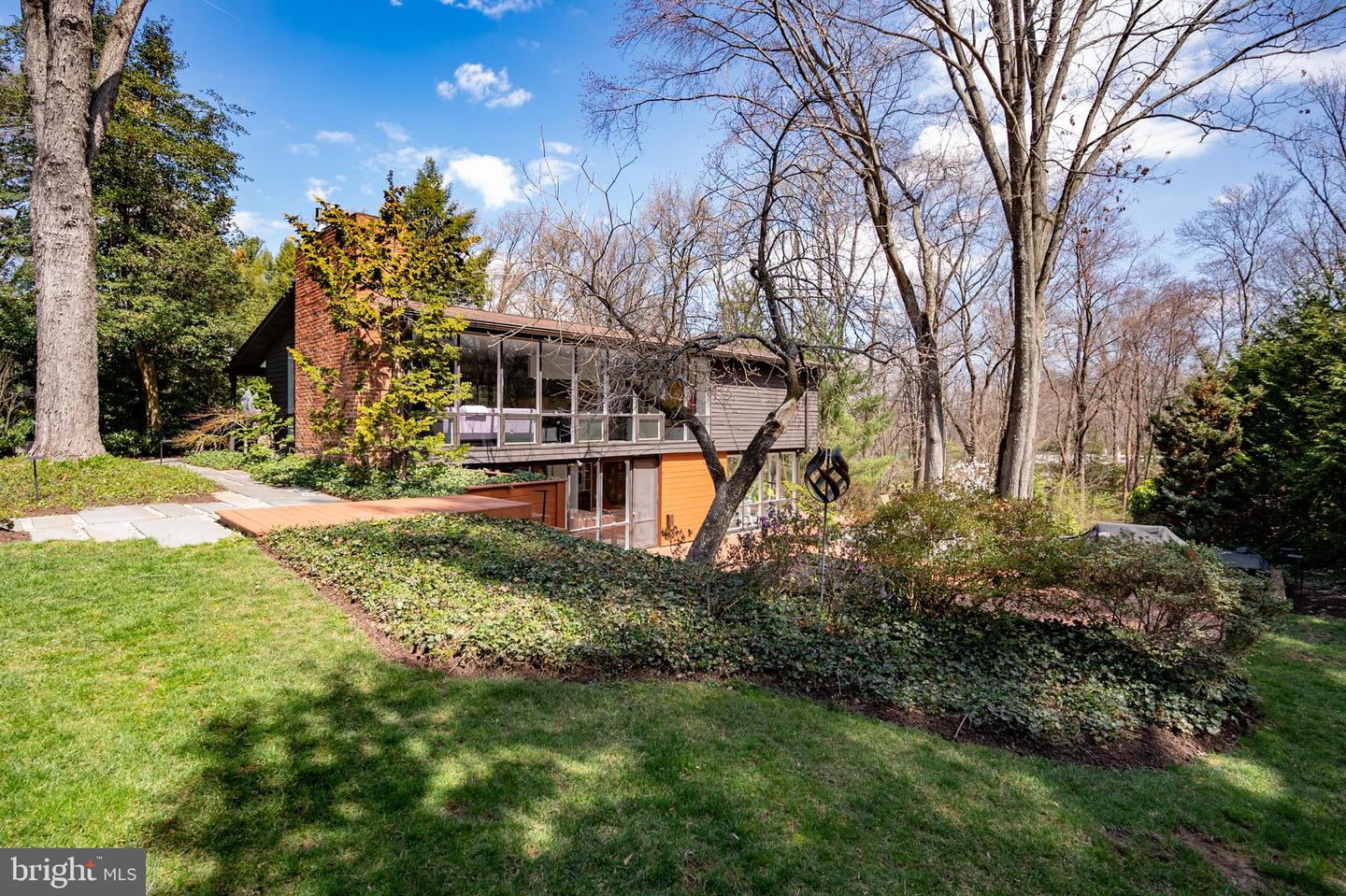 2108 Popkins Ln