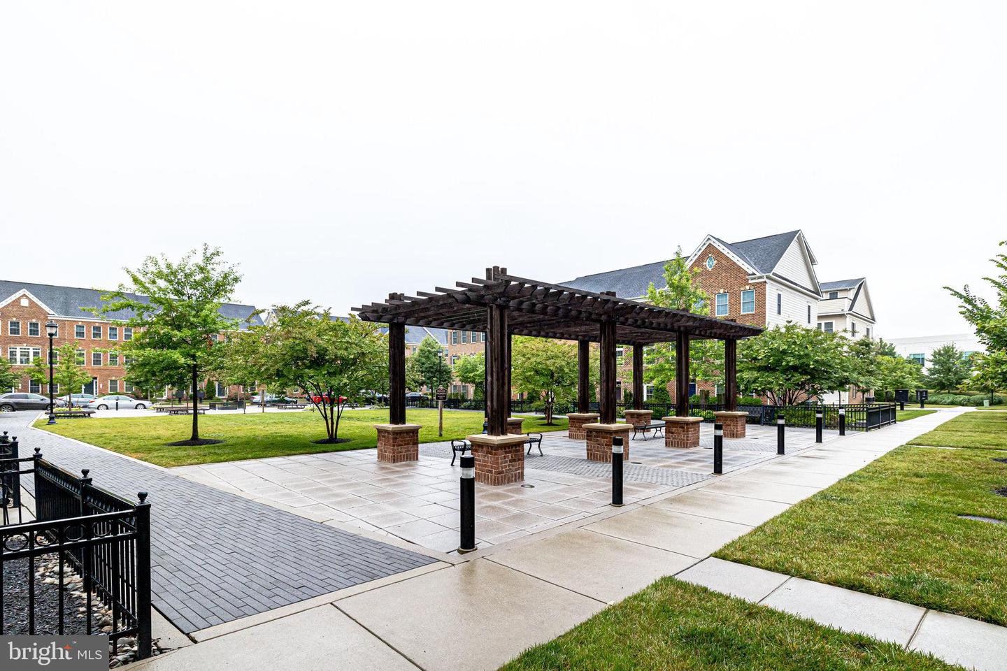 13682 Endeavour Drive Unit: 19D