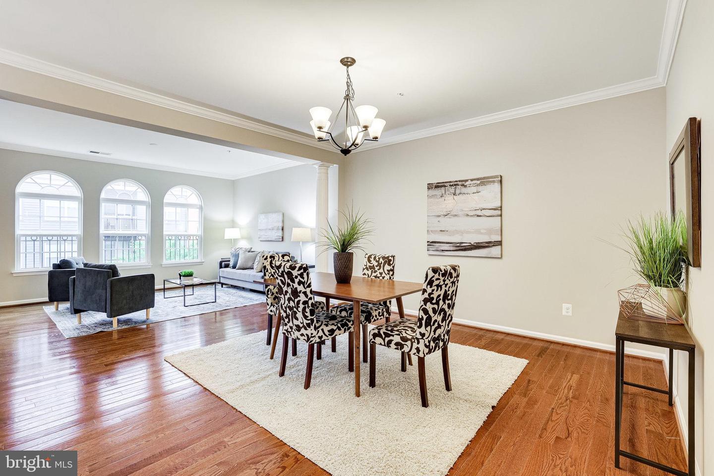 13682 Endeavour Drive Unit: 19D