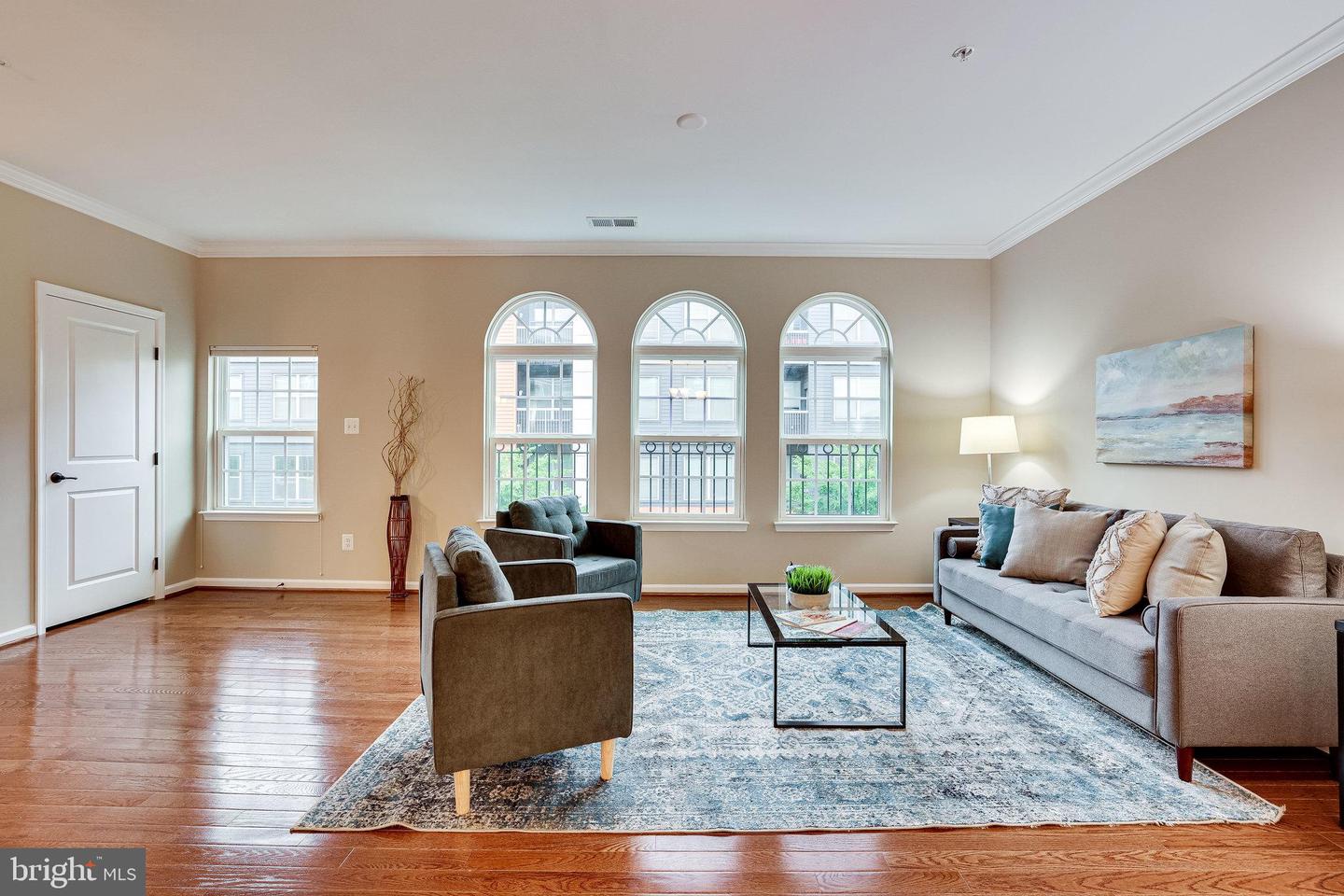 13682 Endeavour Drive Unit: 19D