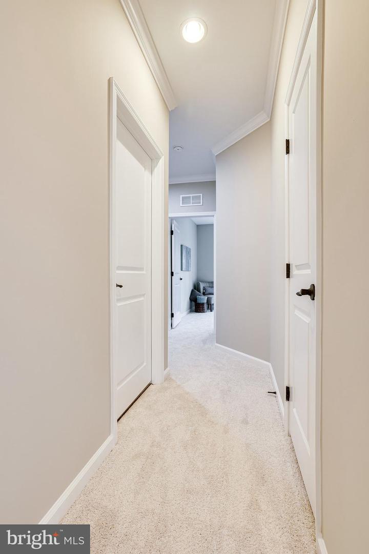 13682 Endeavour Drive Unit: 19D