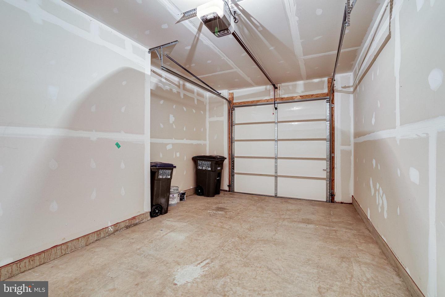 13682 Endeavour Drive Unit: 19D
