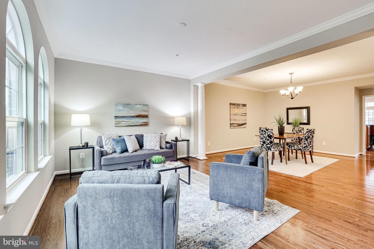 13682 Endeavour Drive Unit: 19D