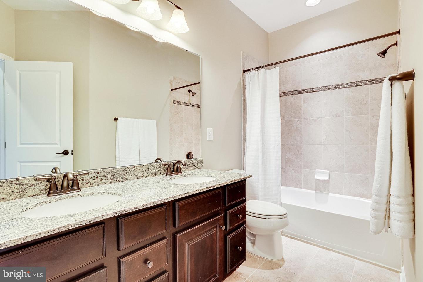 13682 Endeavour Drive Unit: 19D