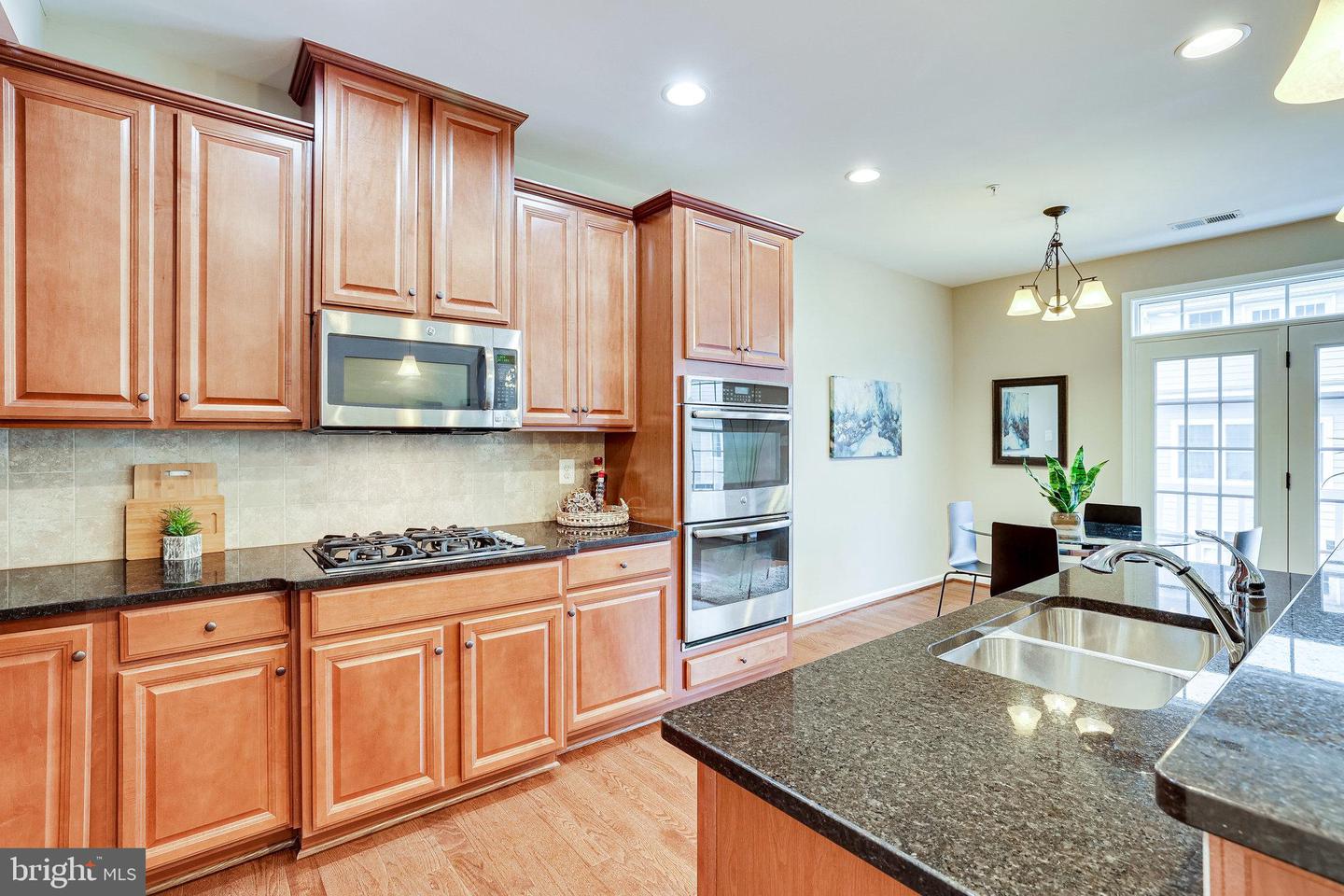 13682 Endeavour Drive Unit: 19D