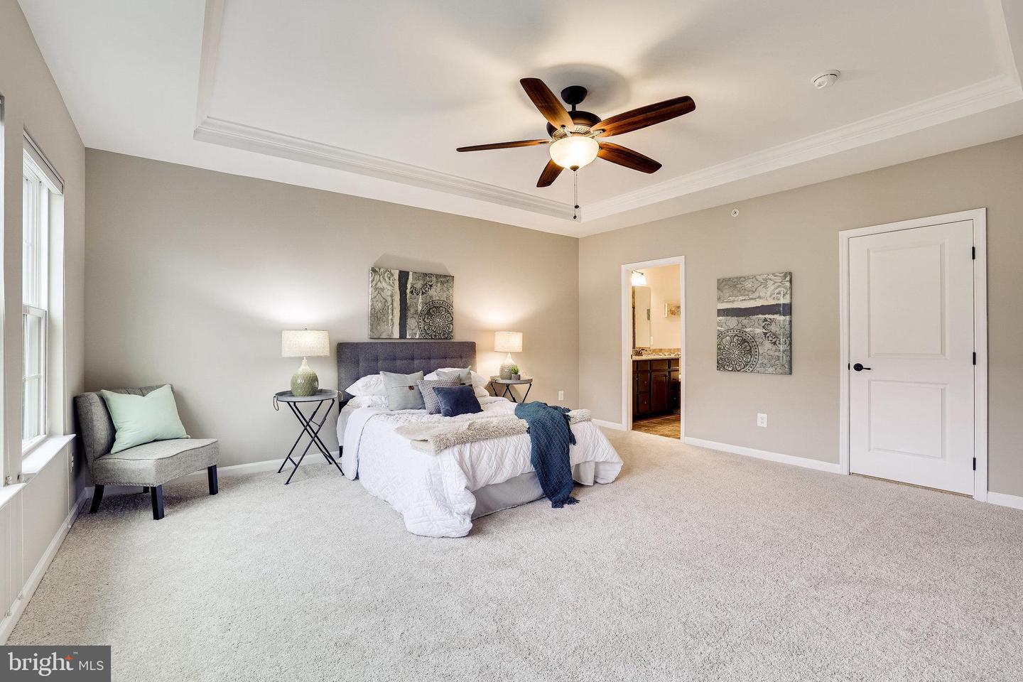 13682 Endeavour Drive Unit: 19D