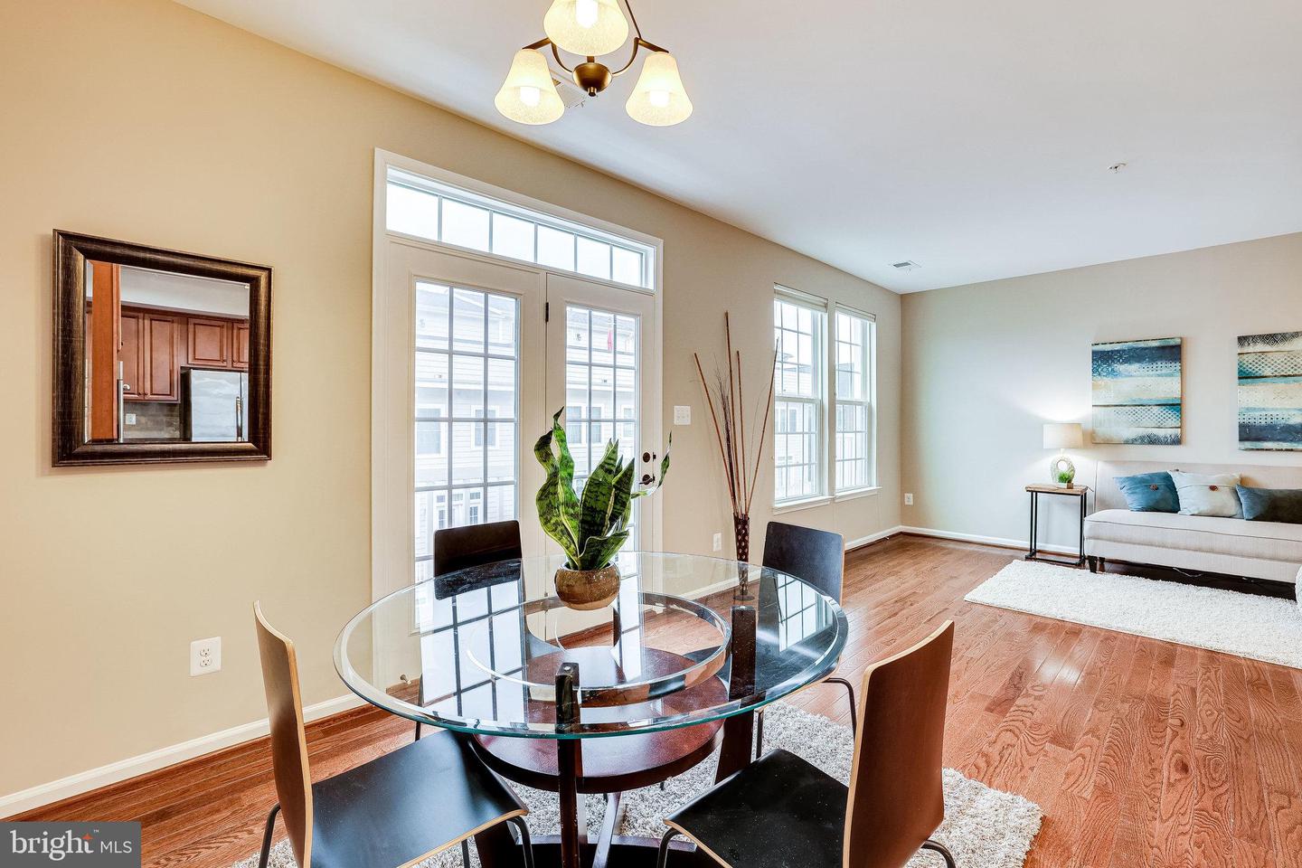 13682 Endeavour Drive Unit: 19D