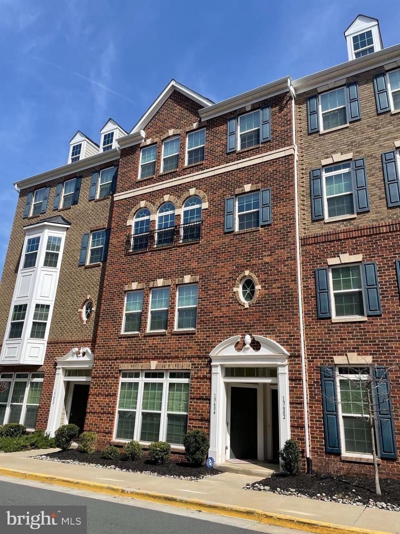 13682 Endeavour Drive Unit: 19D