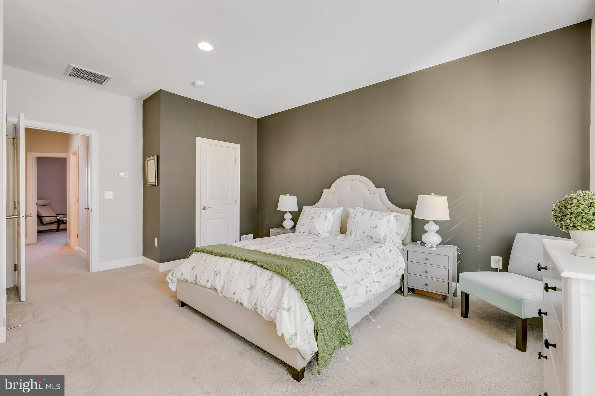 139 Anthem Avenue