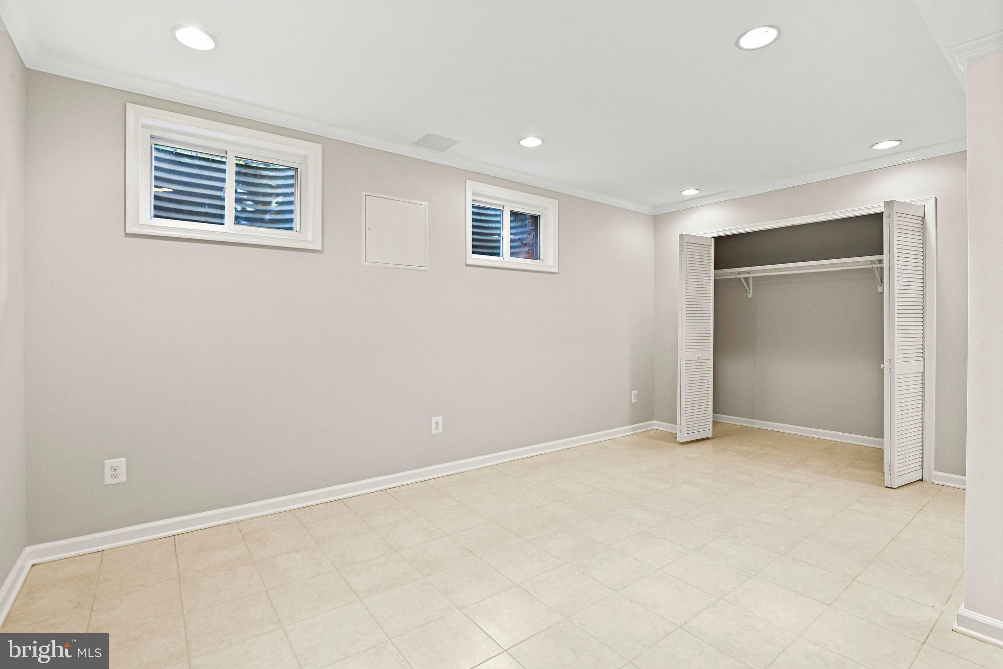 1116 Wimbledon Dr