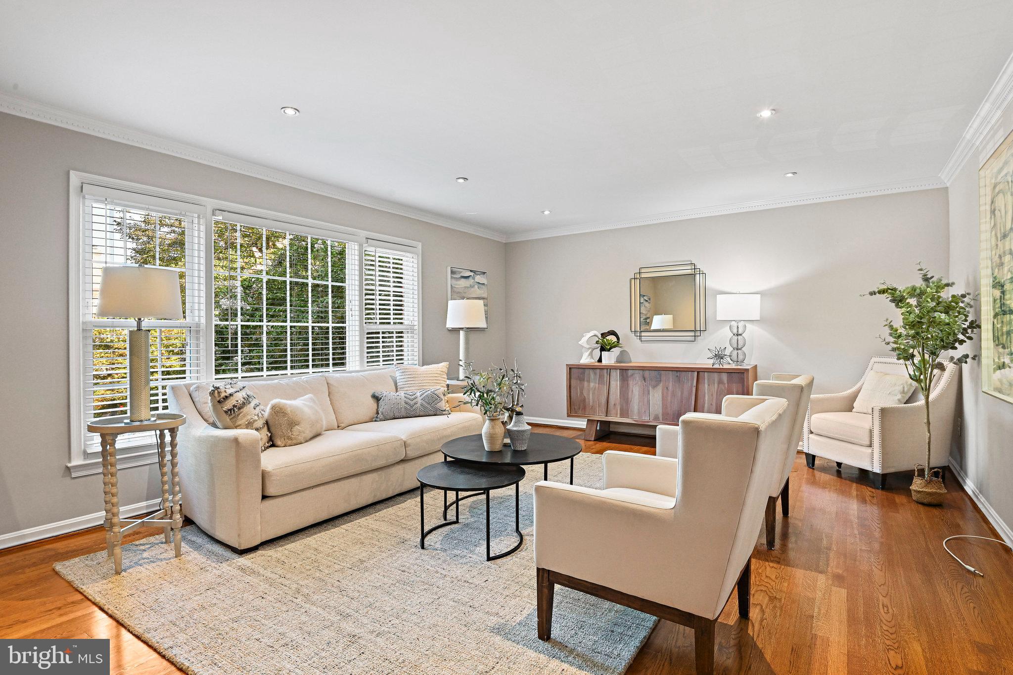 1116 Wimbledon Dr