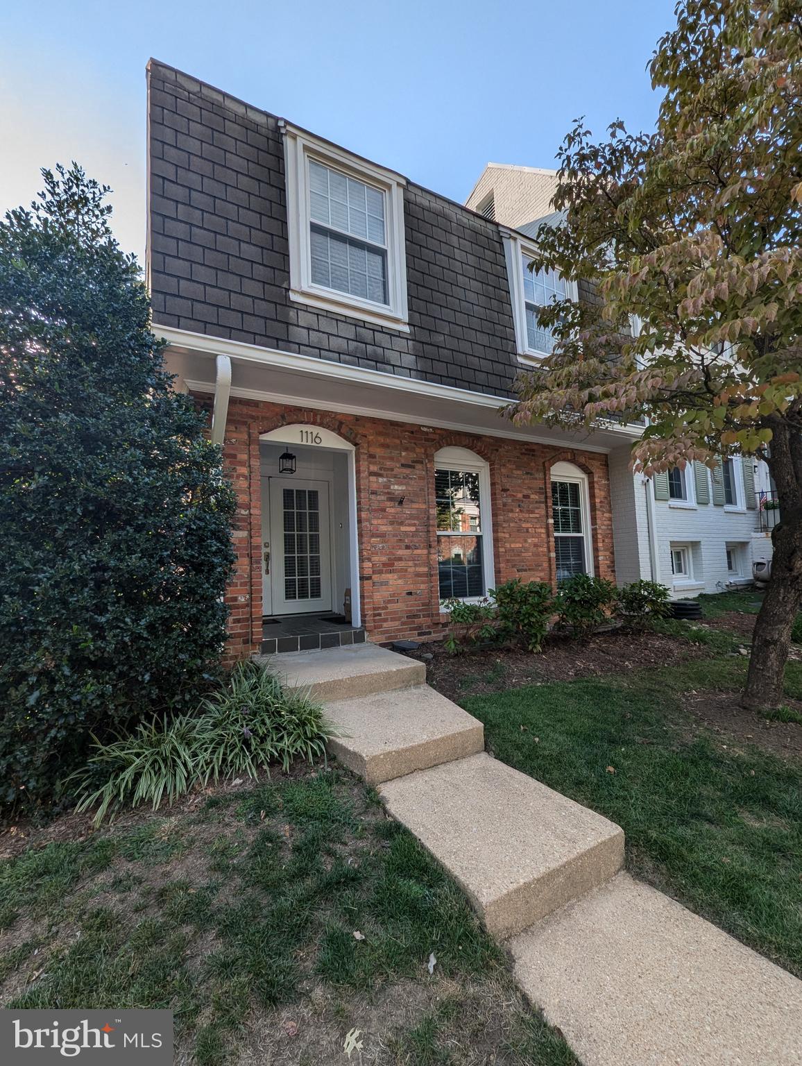1116 Wimbledon Dr