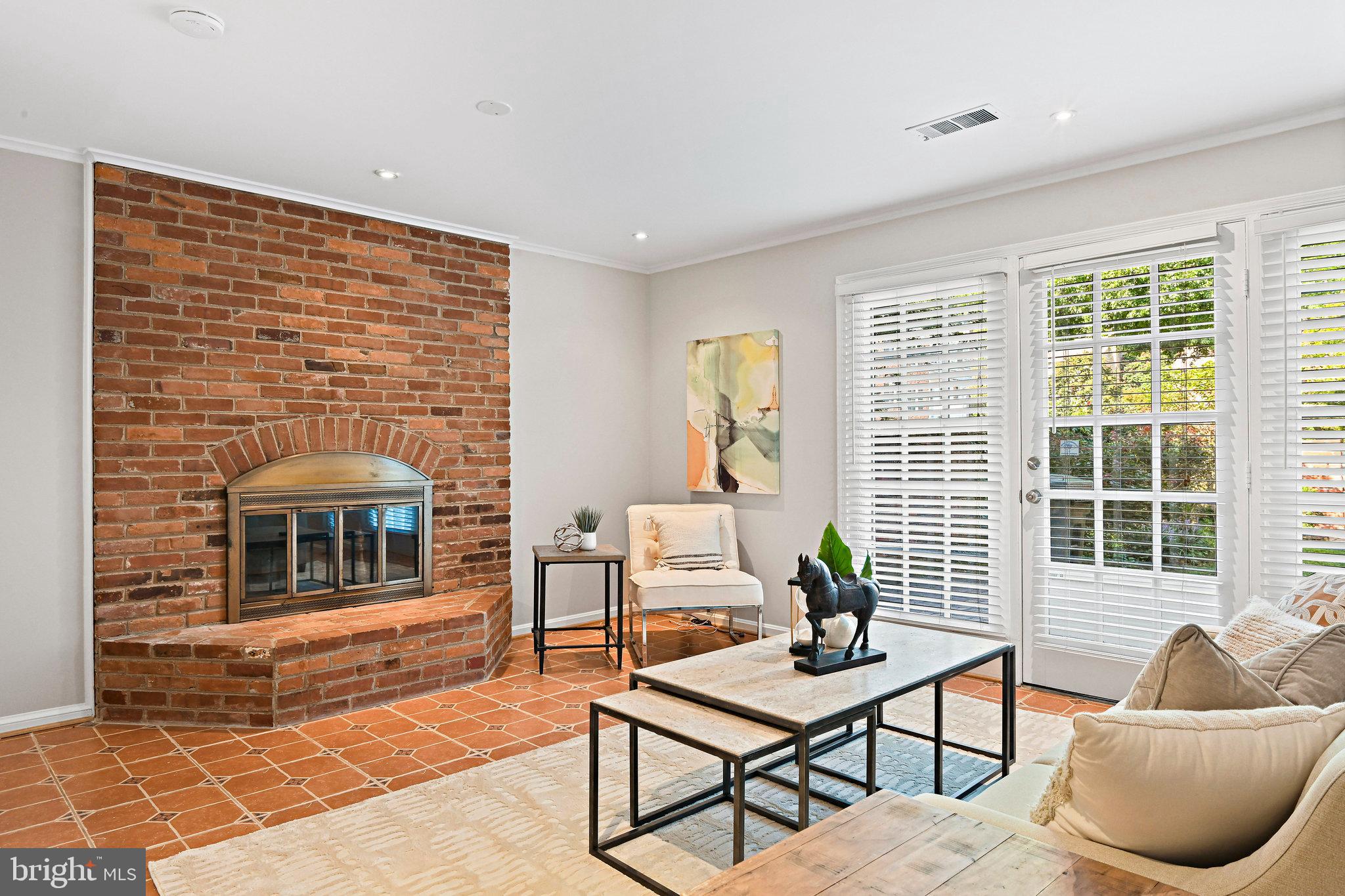 1116 Wimbledon Dr