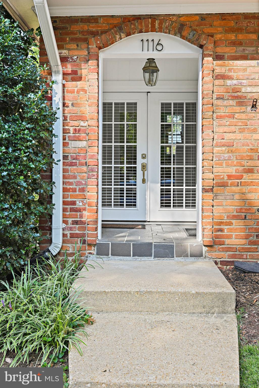 1116 Wimbledon Dr