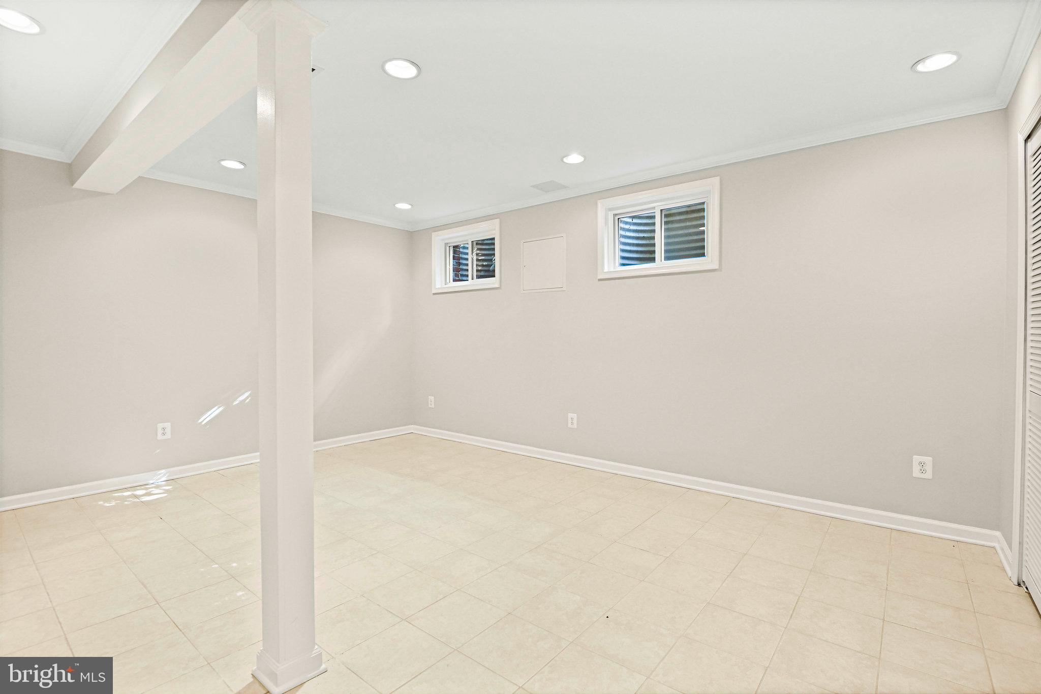 1116 Wimbledon Dr