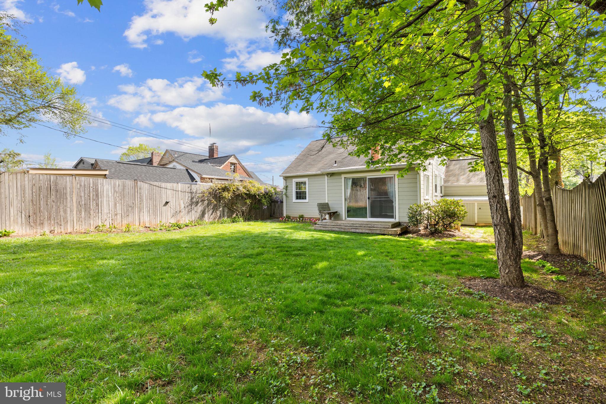 2760 Summerfield Rd