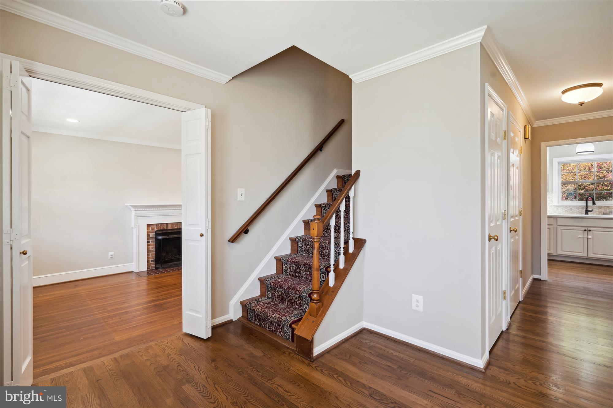 7722 DESDEMONA CT
