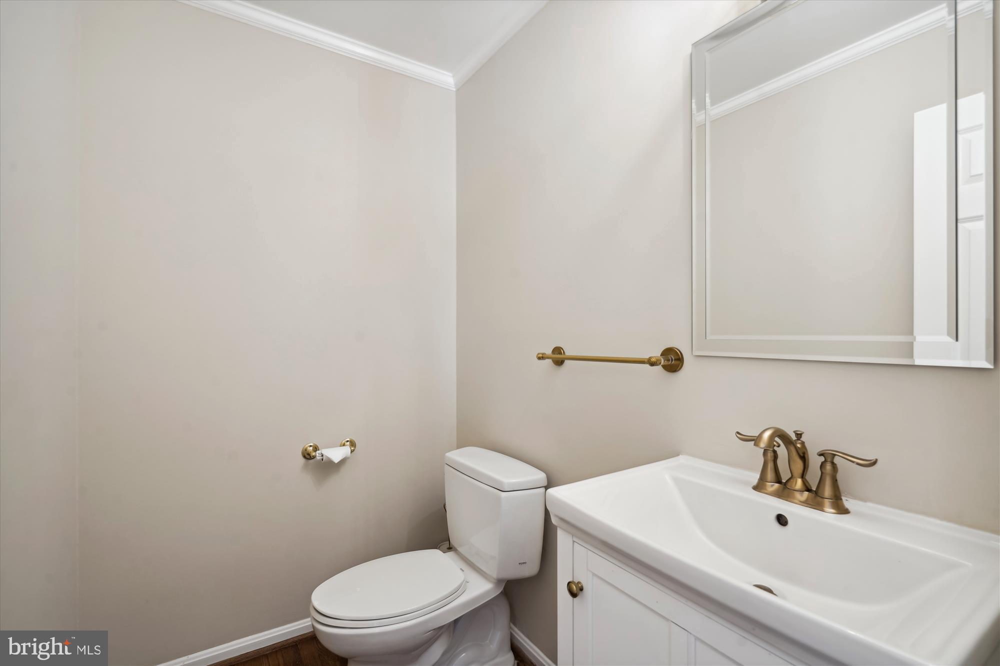 7722 DESDEMONA CT