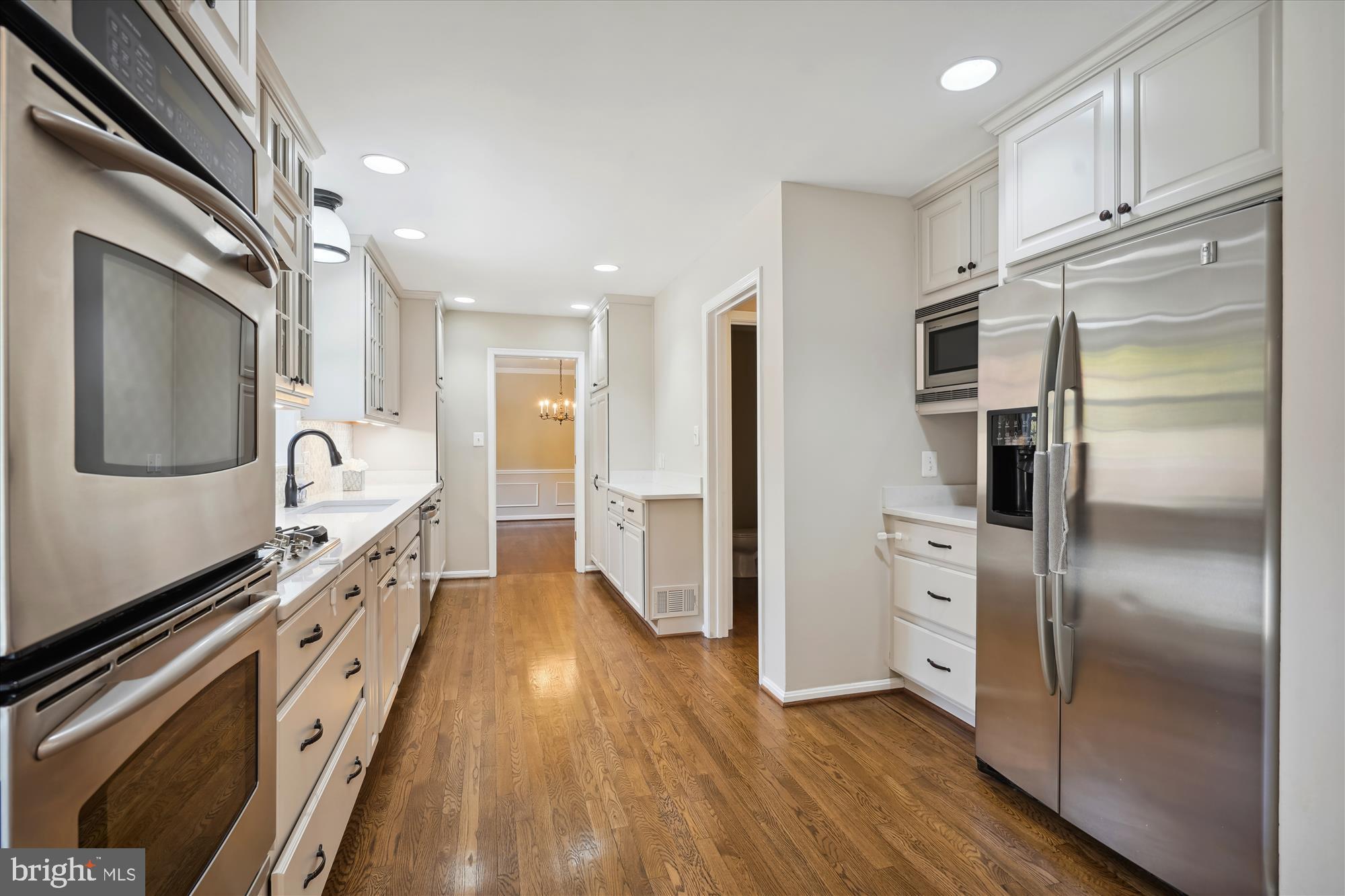 7722 DESDEMONA CT