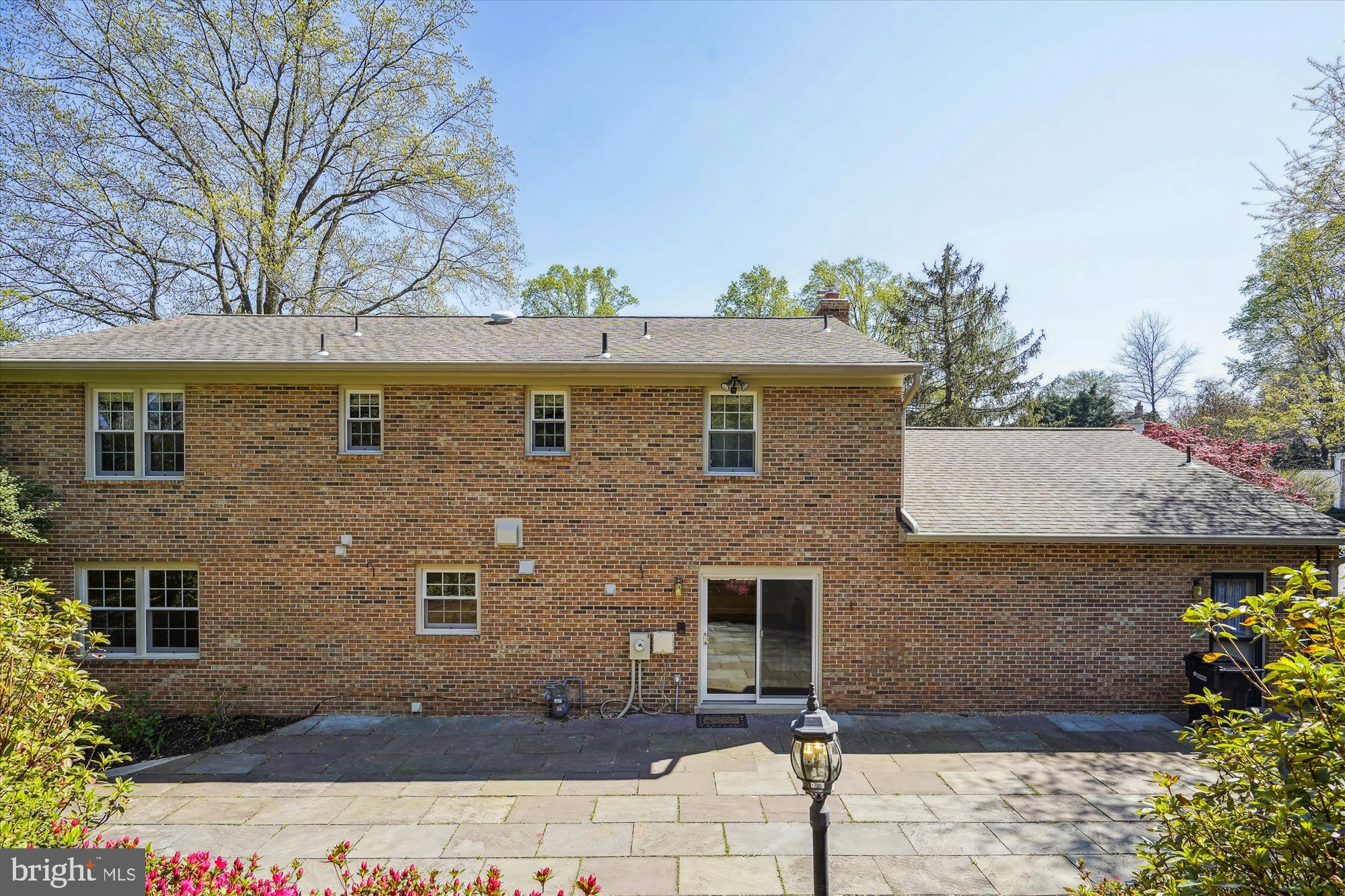 7722 DESDEMONA CT