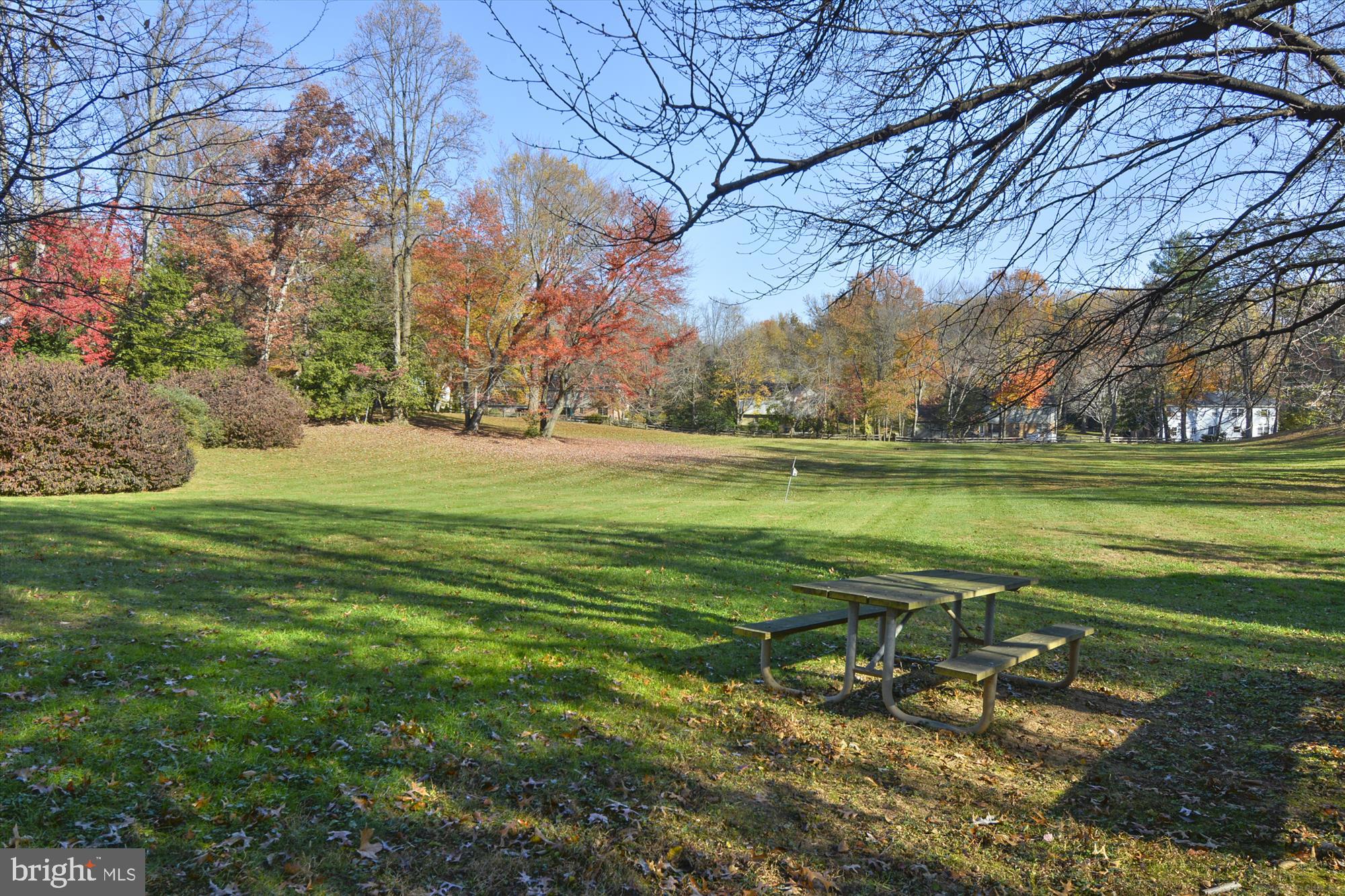 7722 DESDEMONA CT