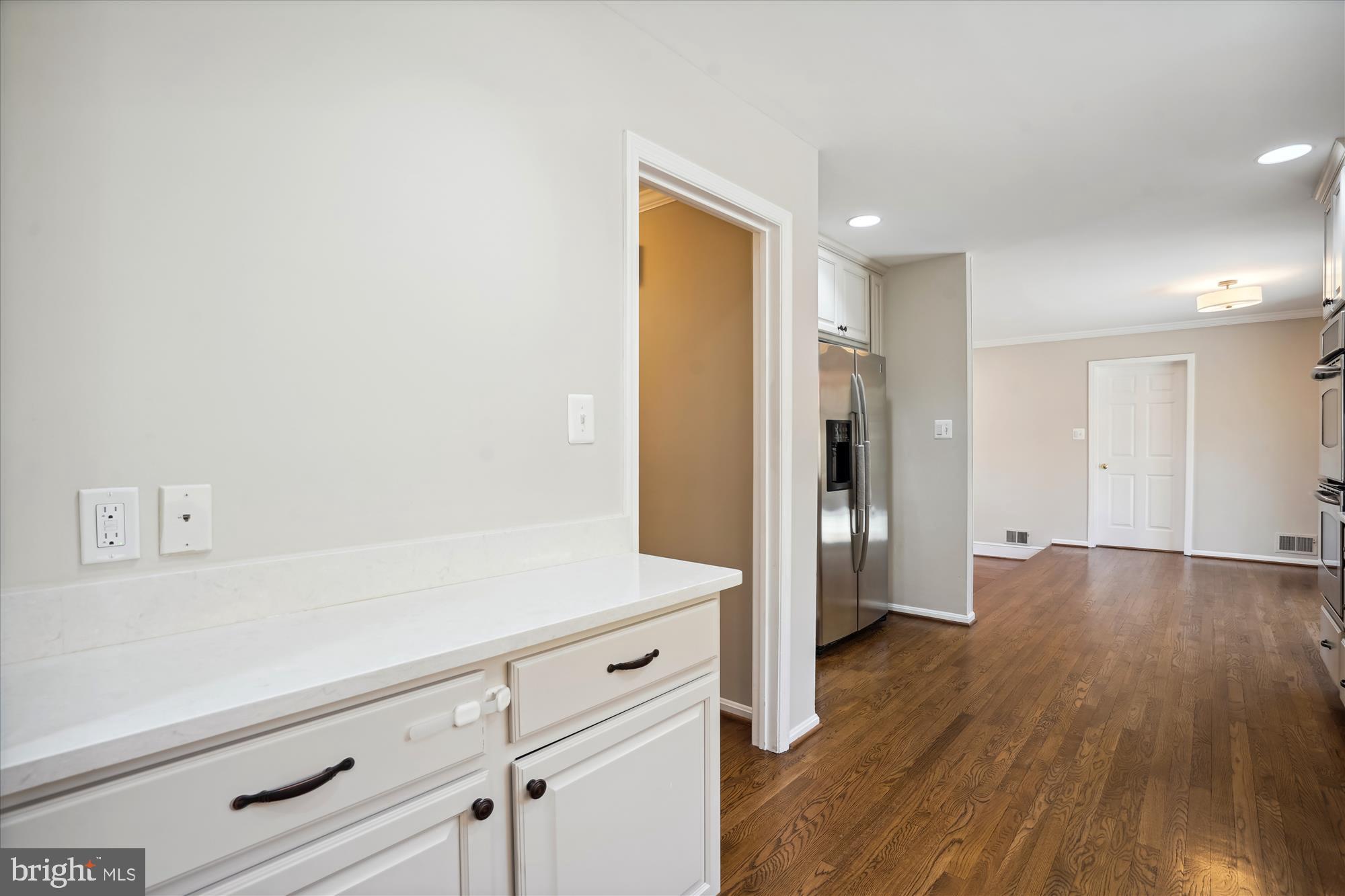 7722 DESDEMONA CT