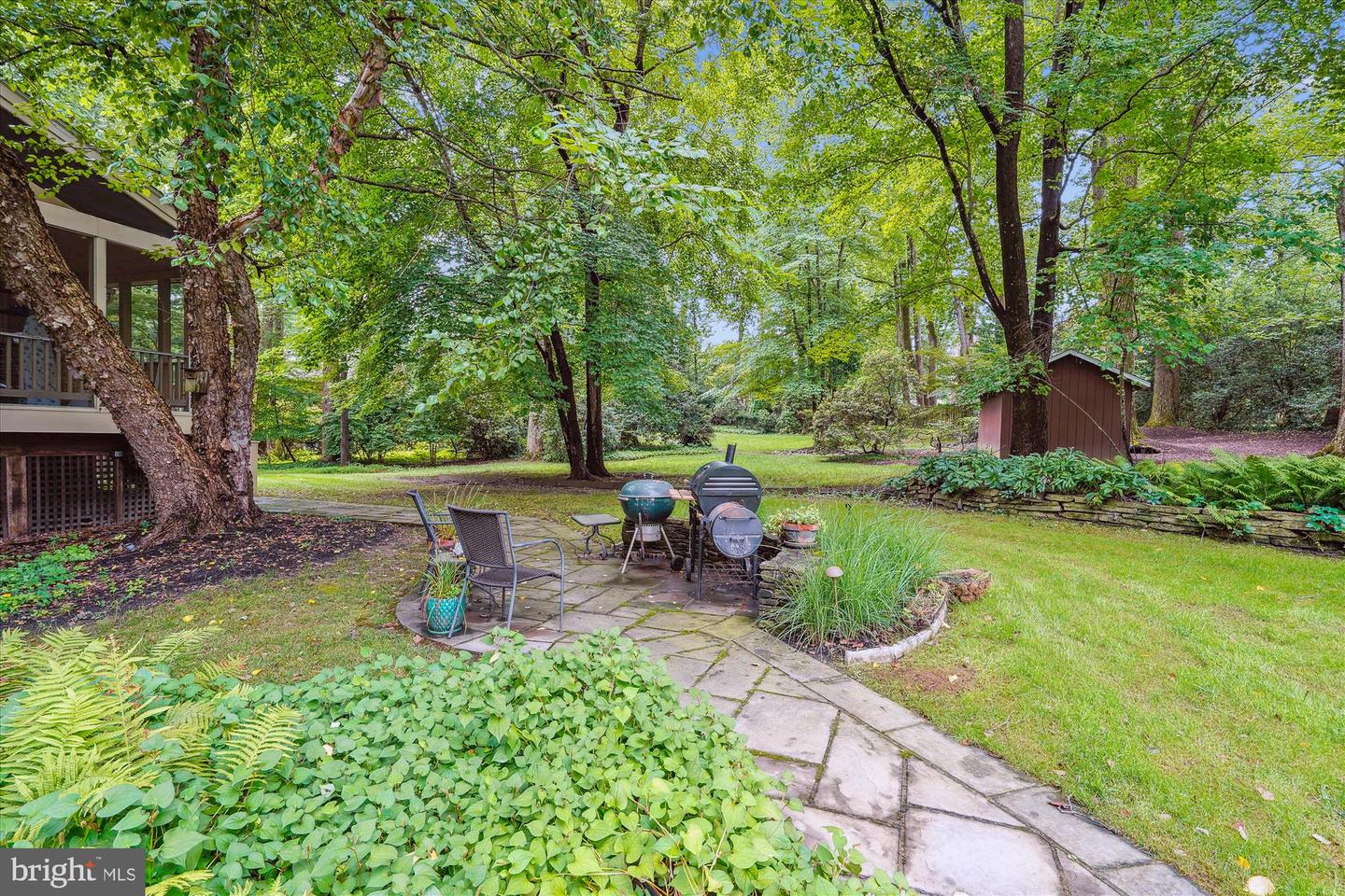7621 Burford Dr