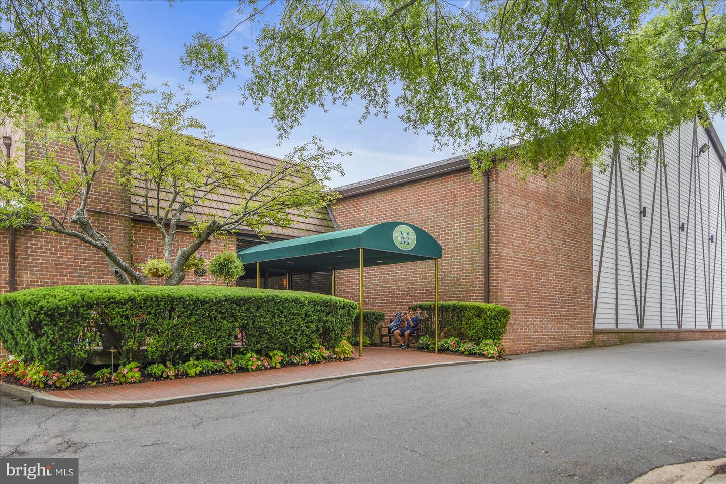 7621 Burford Dr