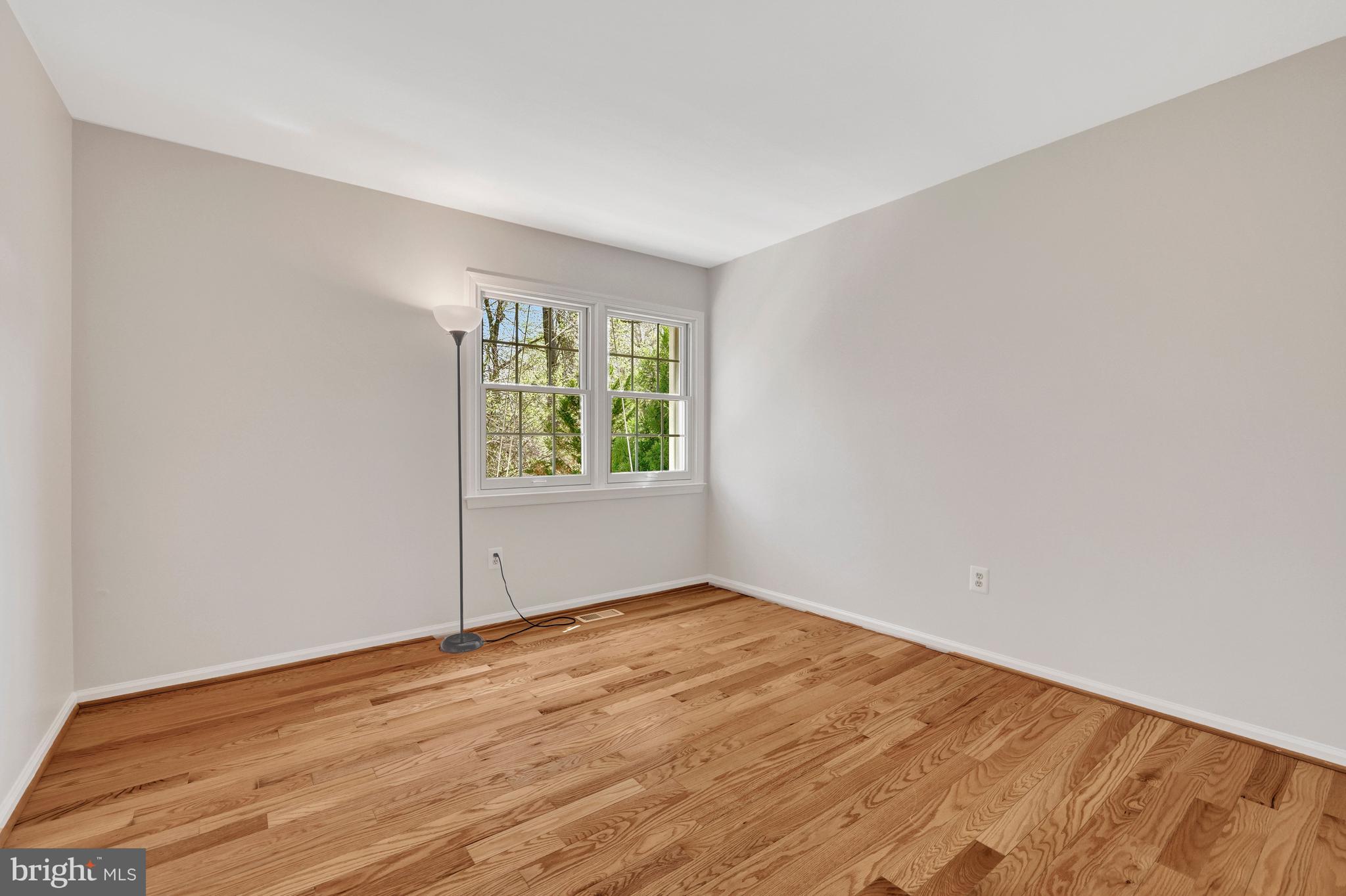 6516 ANNA MARIA COURT