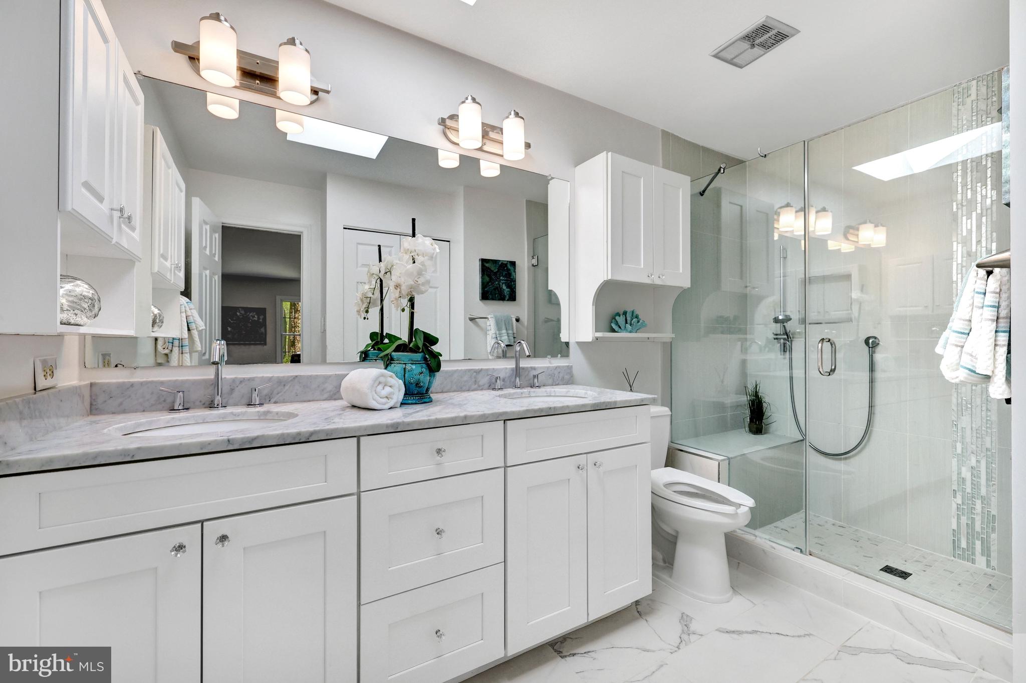 6516 ANNA MARIA COURT