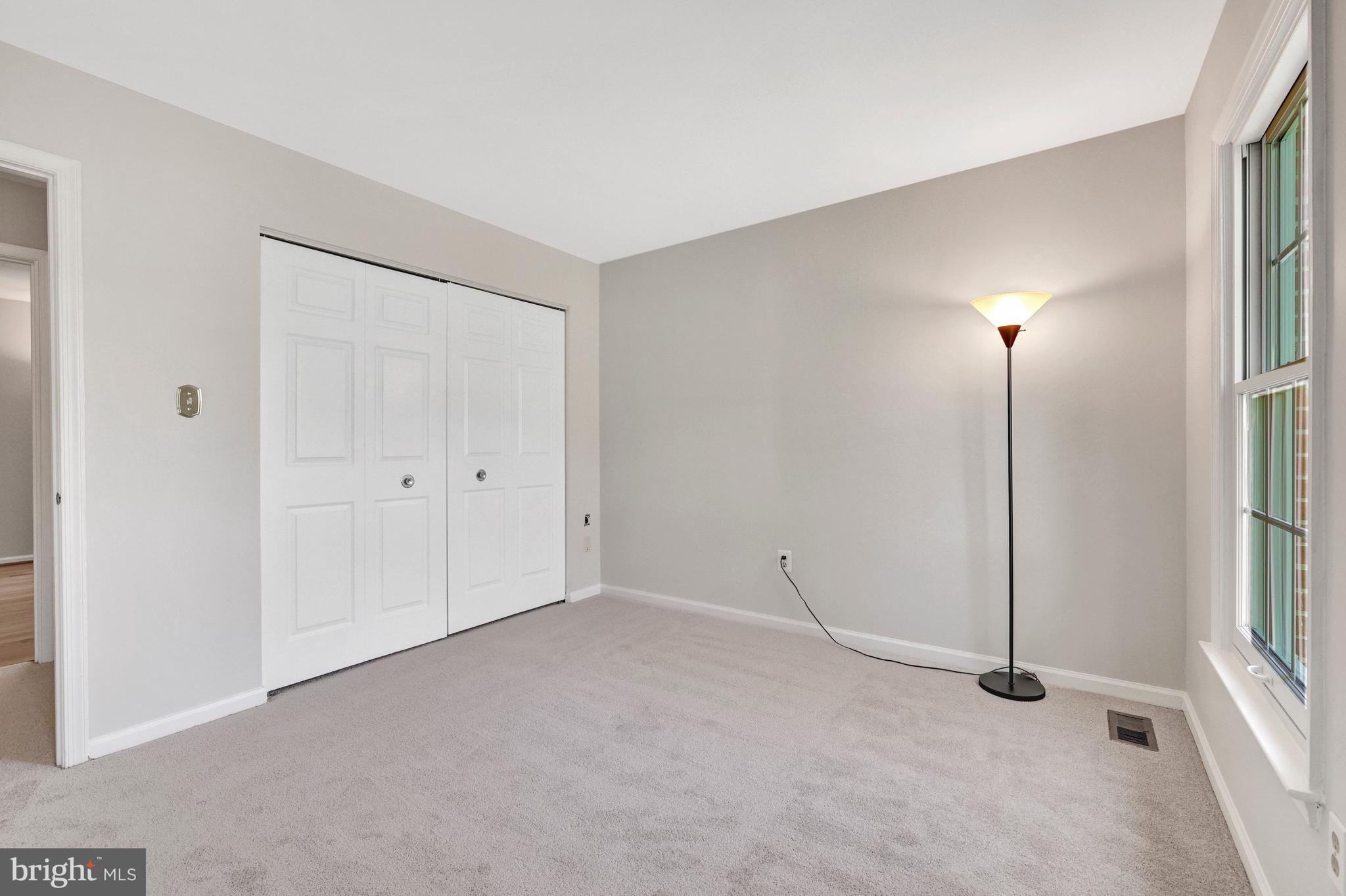 6516 ANNA MARIA COURT