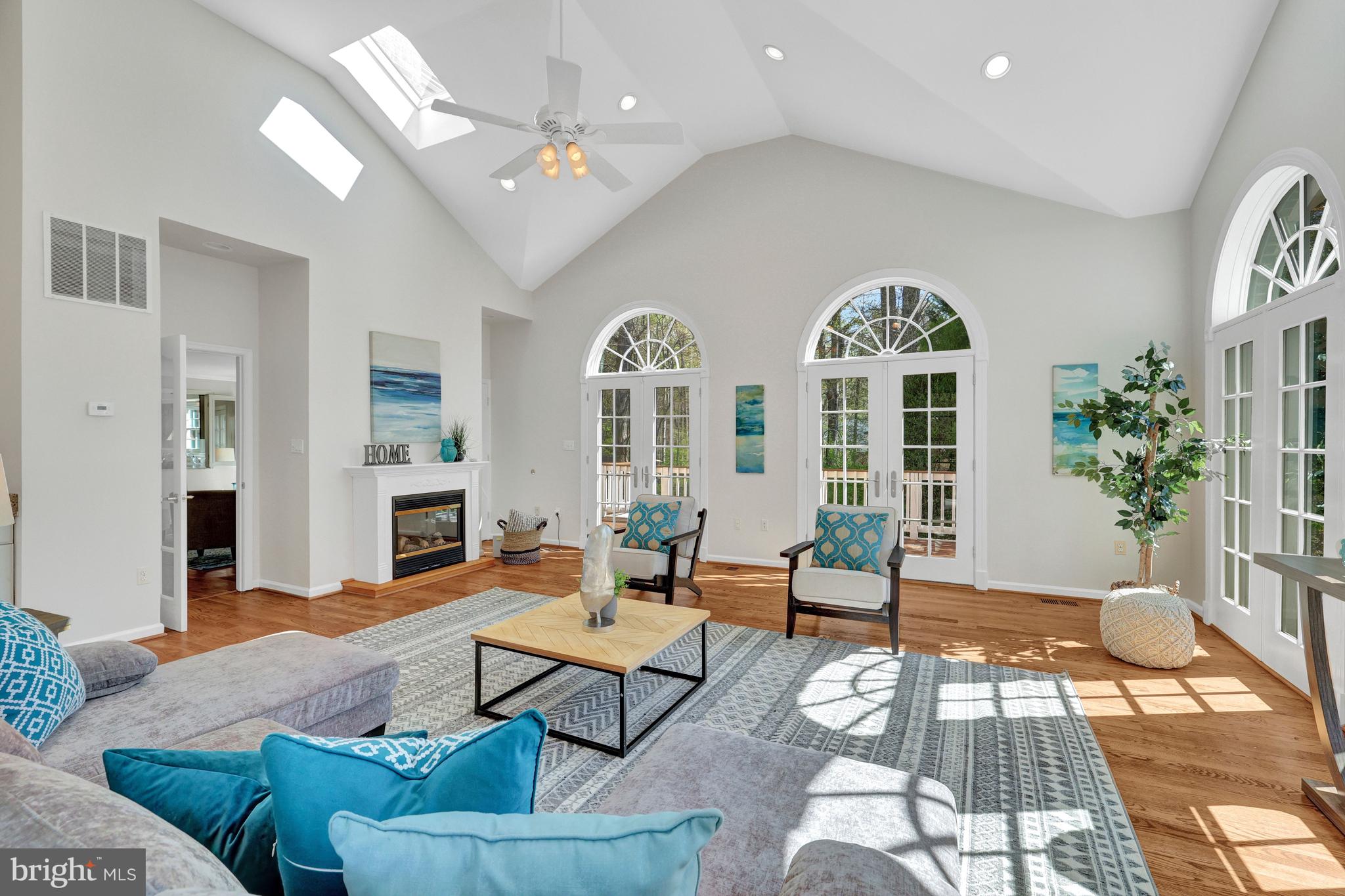 6516 ANNA MARIA COURT