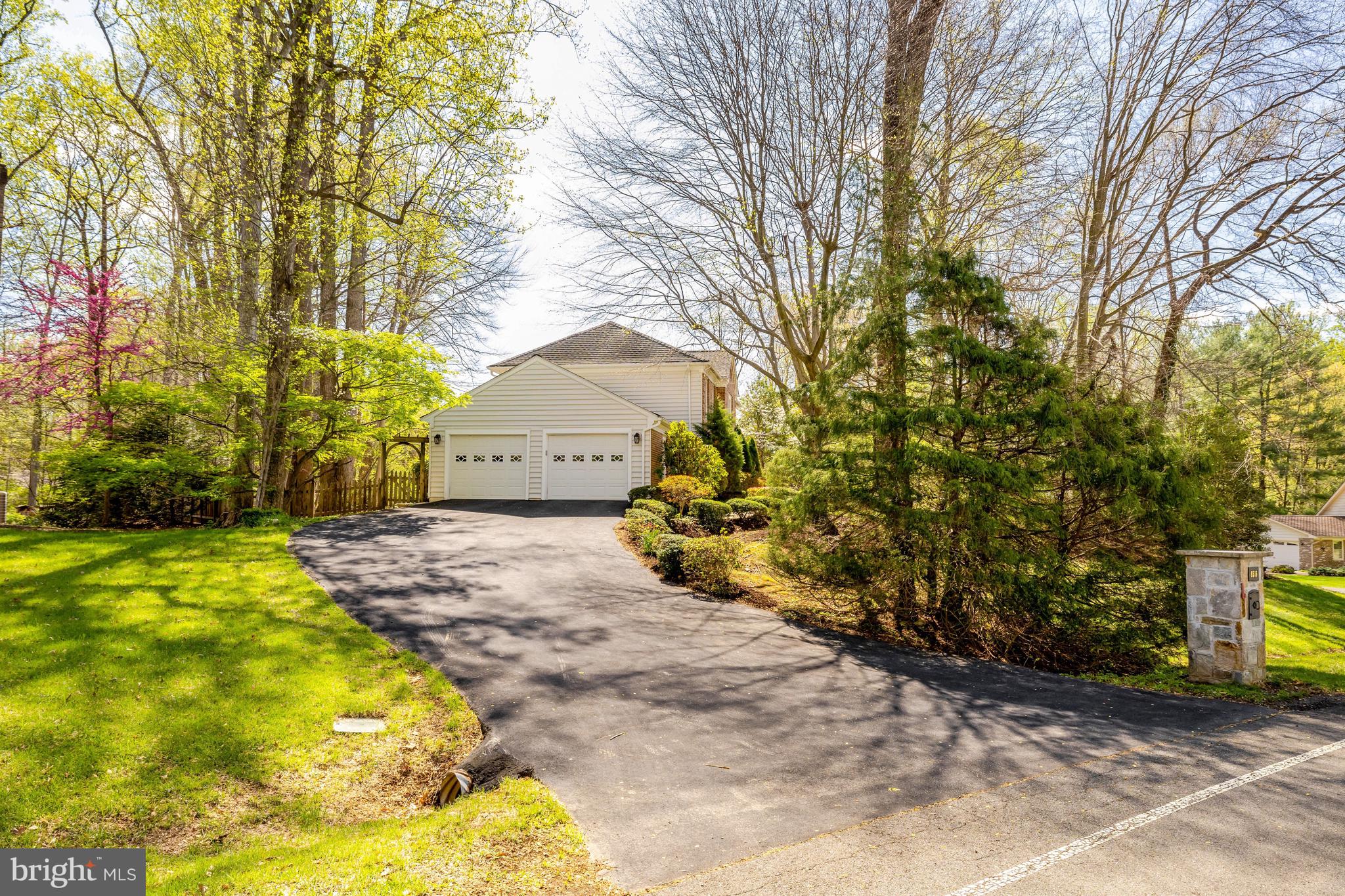 6516 ANNA MARIA COURT