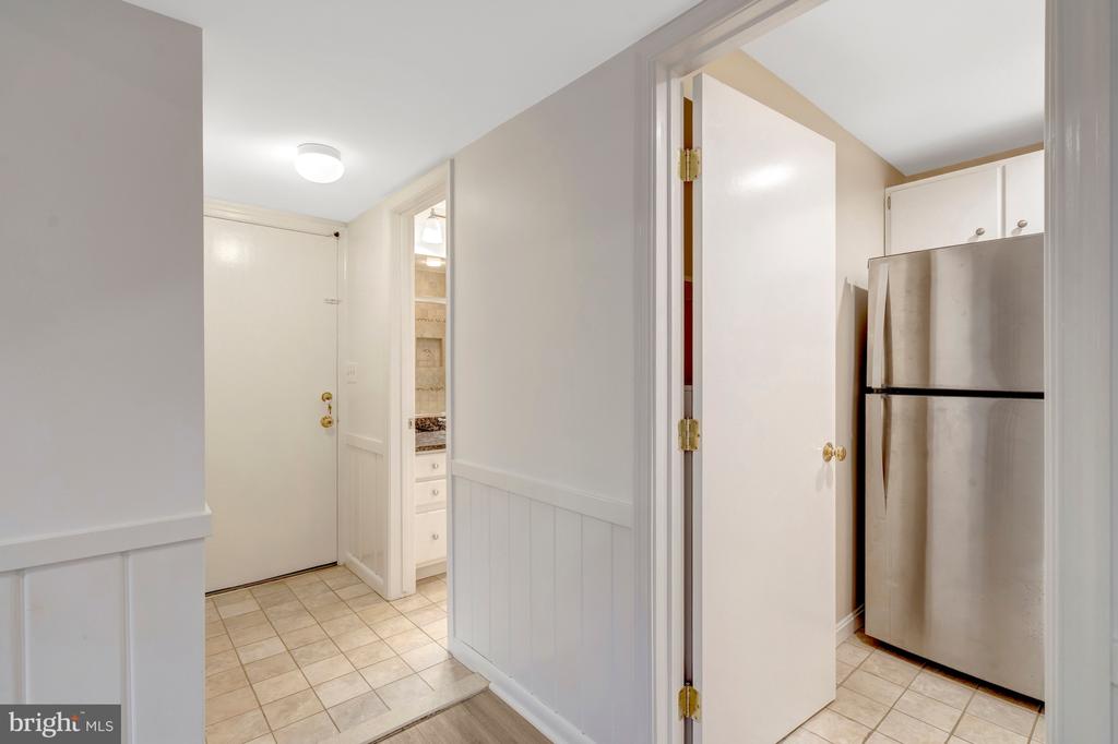1521 FOREST VILLA LANE