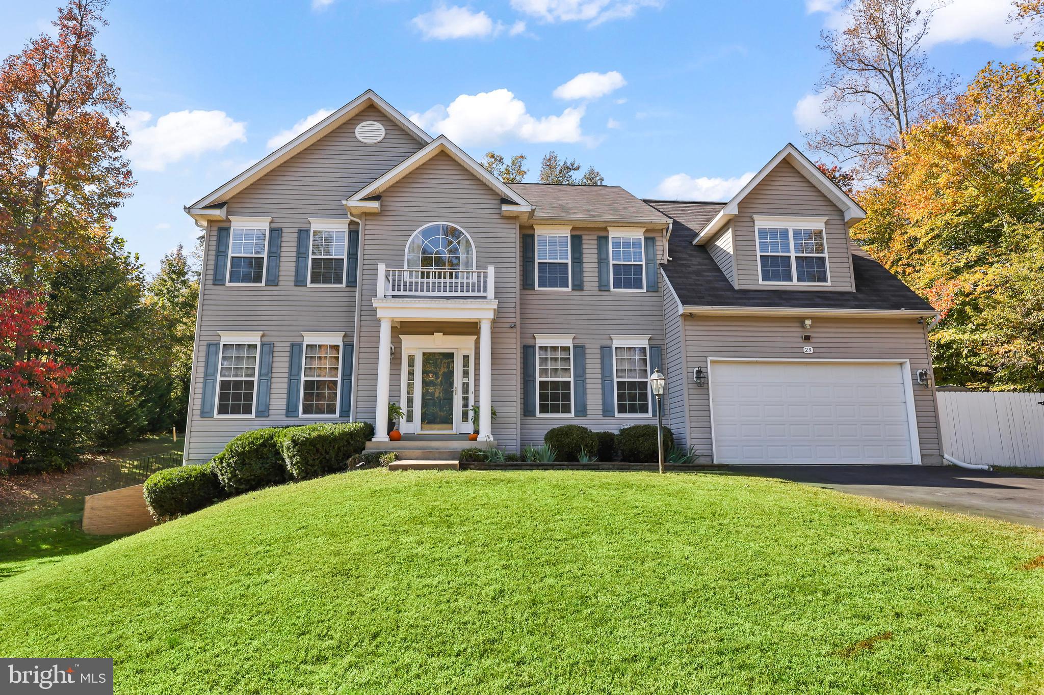 29 Maplewood Dr