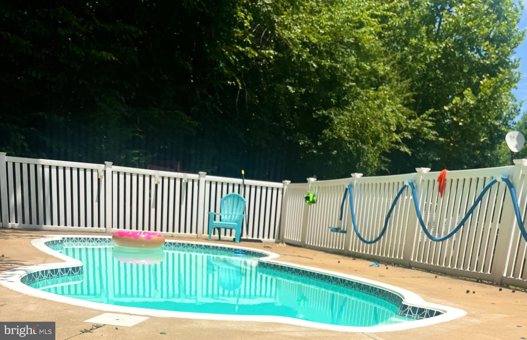 29 Maplewood Dr