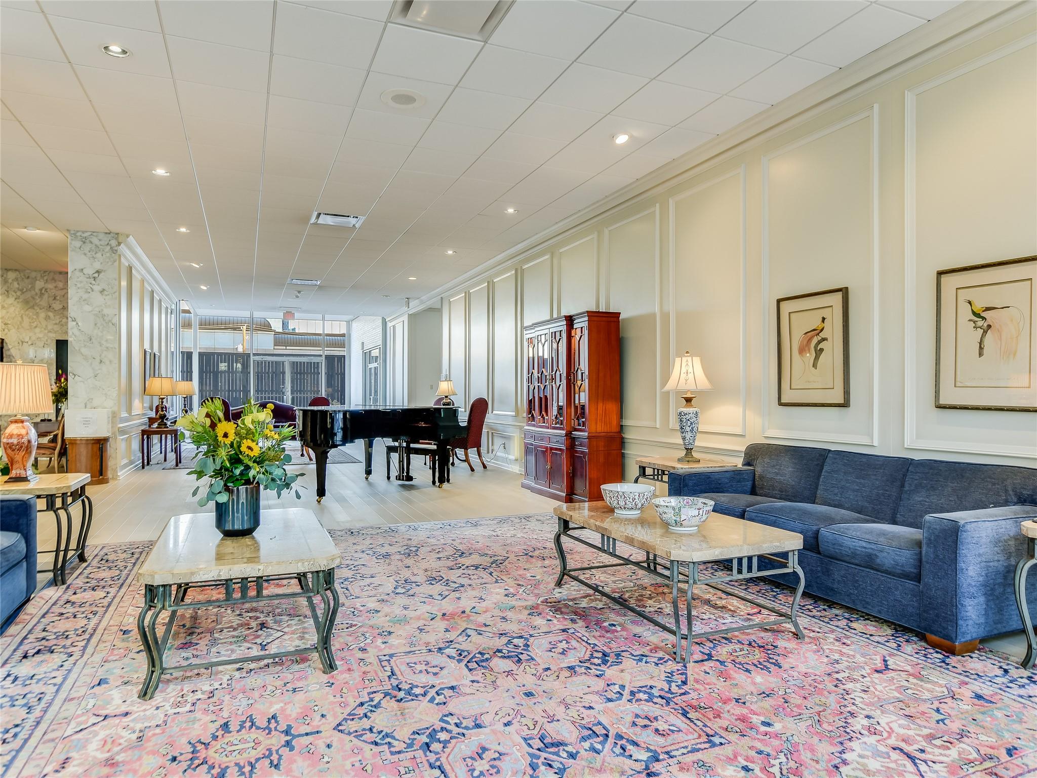 1801 Lavaca ST # F Unit: 14-F