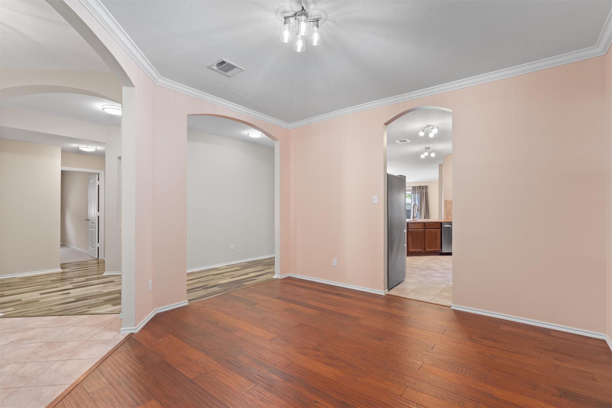 12717 Wood Lily TRL