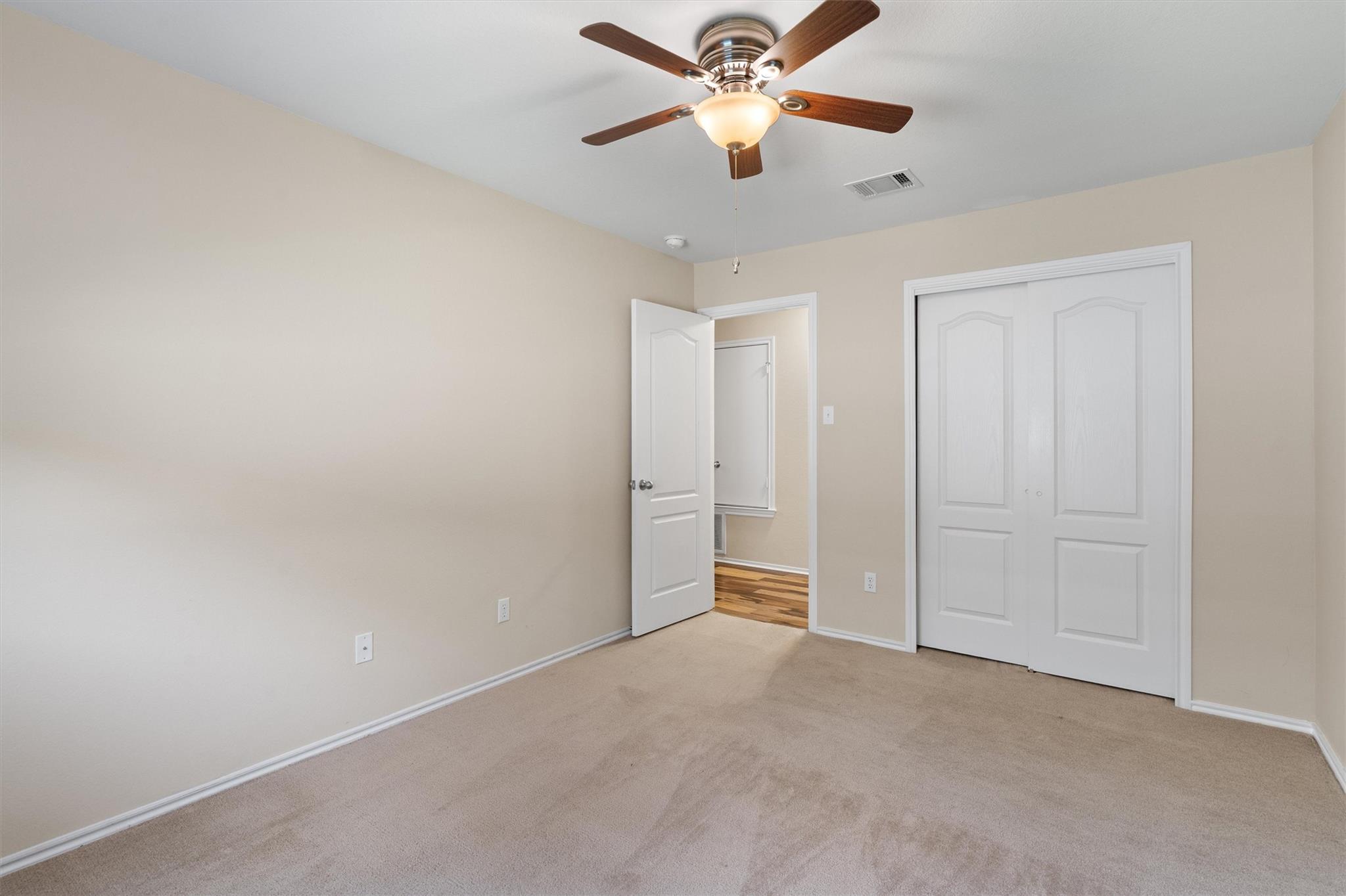 12717 Wood Lily TRL