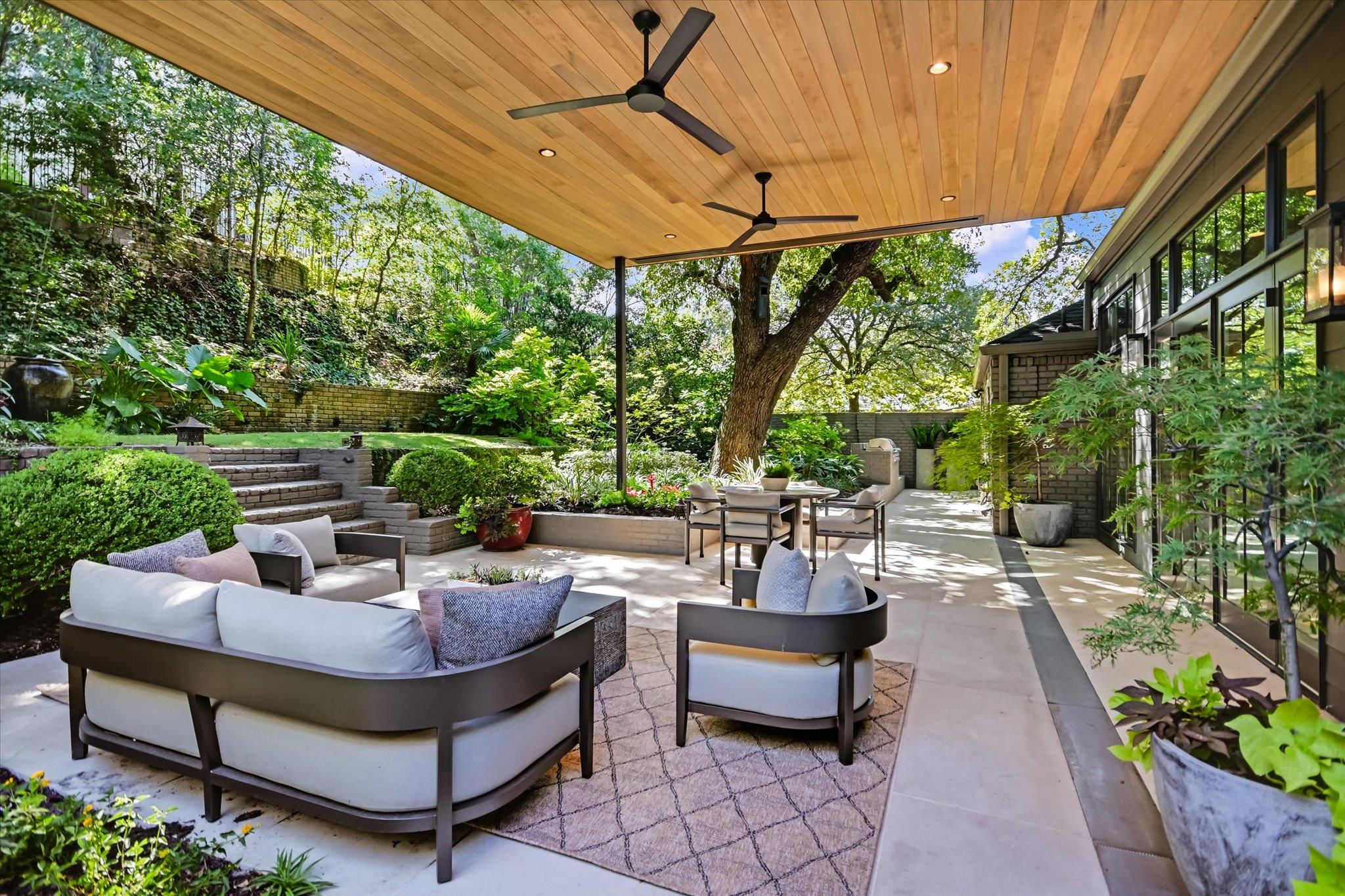 3423 Mount Barker DR