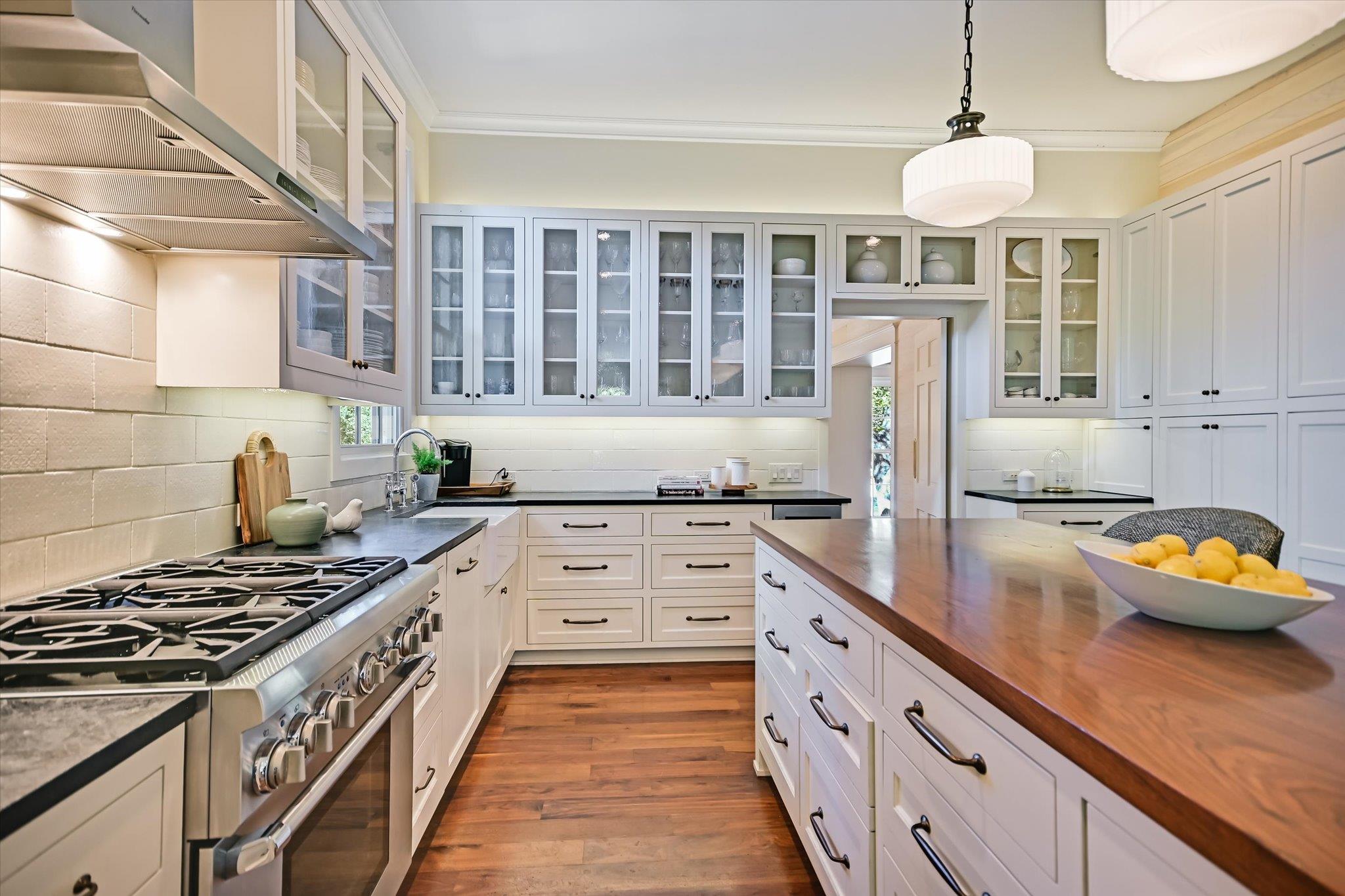 3423 Mount Barker DR