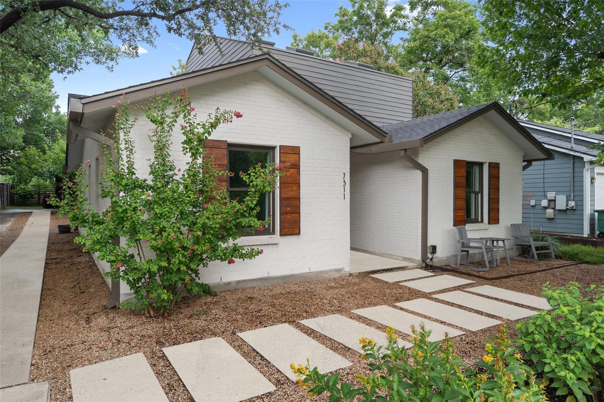 7311 Grover Ave