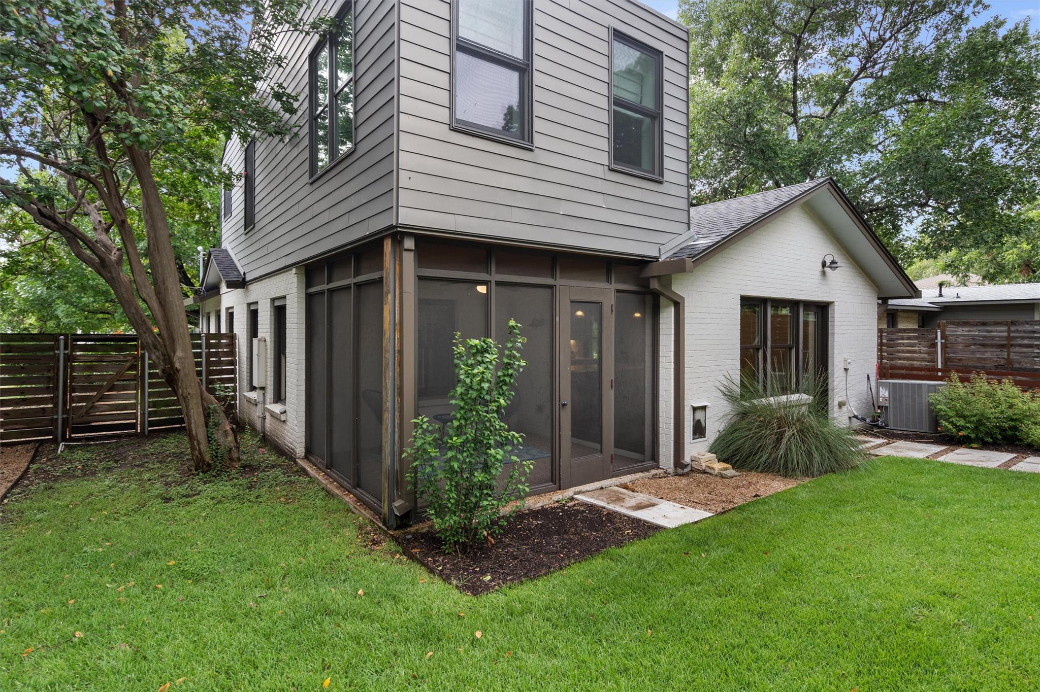 7311 Grover Ave
