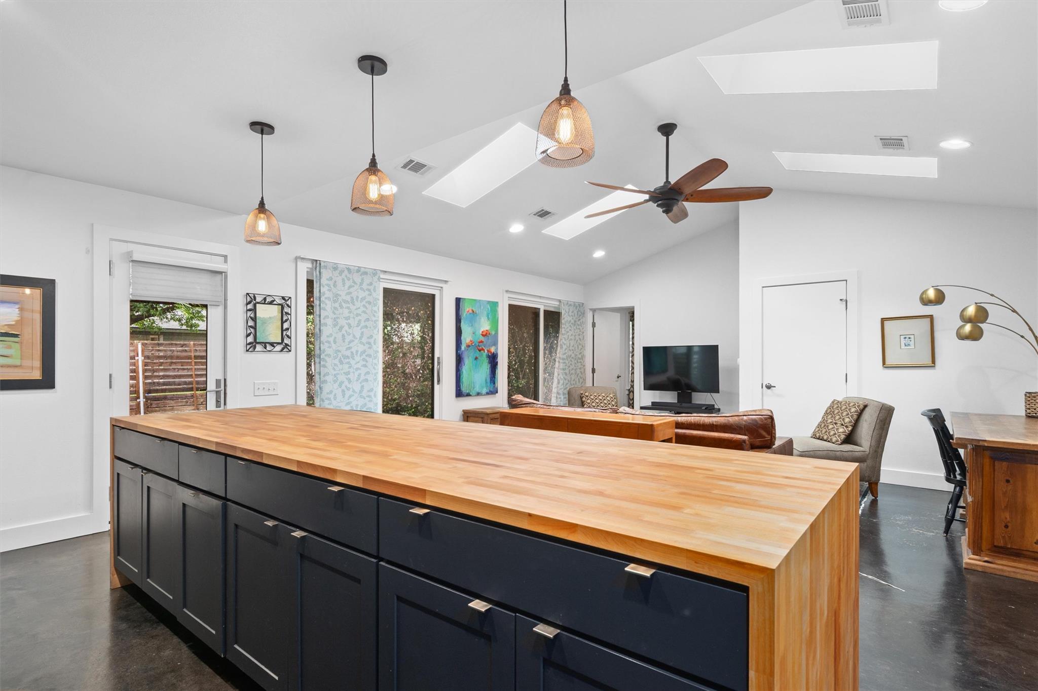 7311 Grover Ave